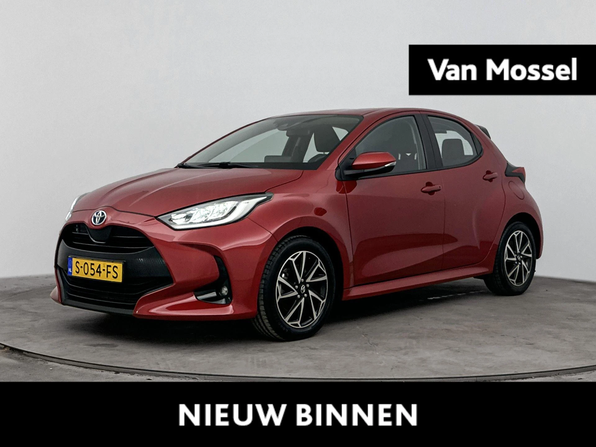 Toyota-Yaris-image-0