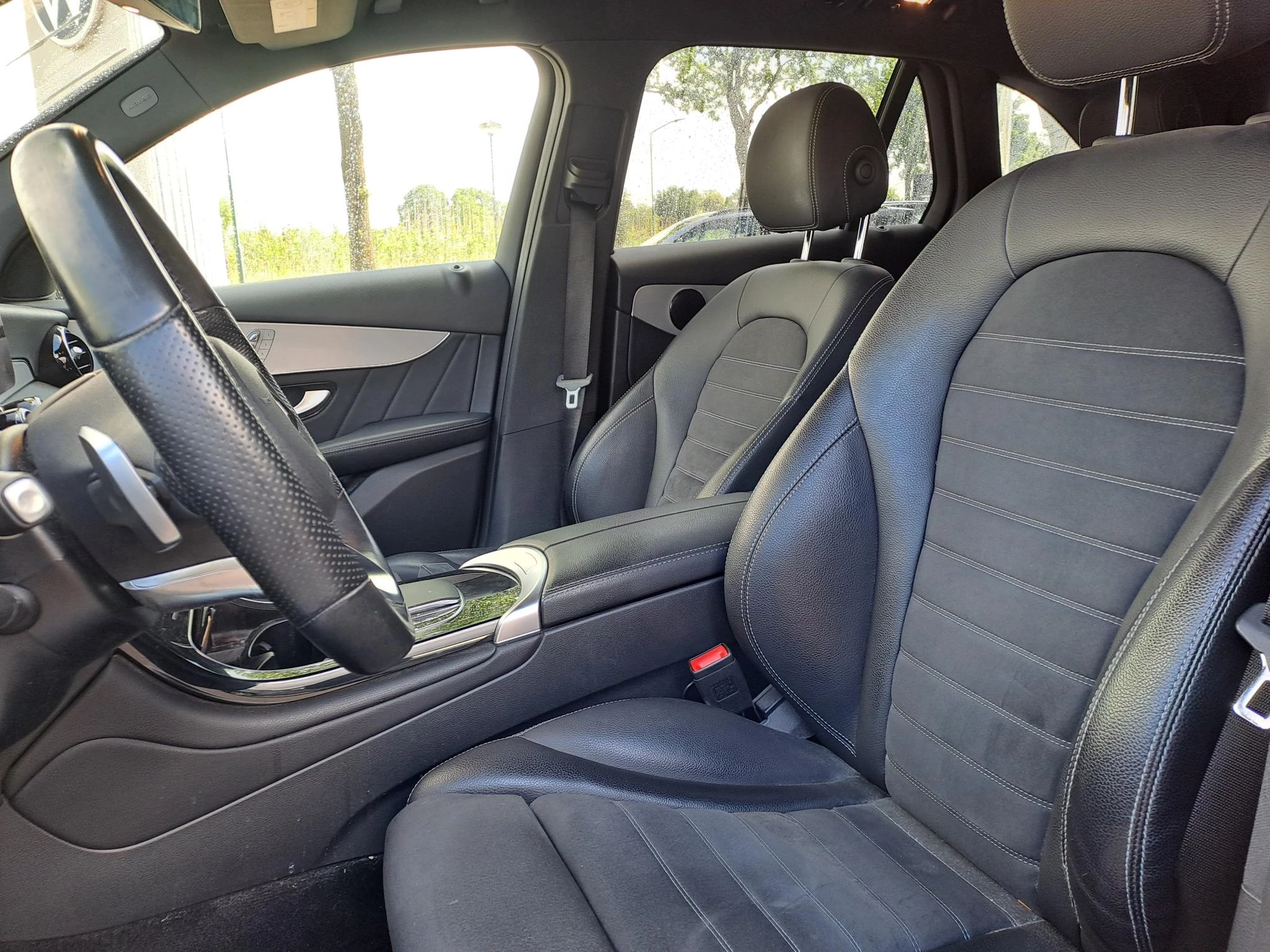 Mercedes-Benz GLC 300e 4MATIC AMG Line