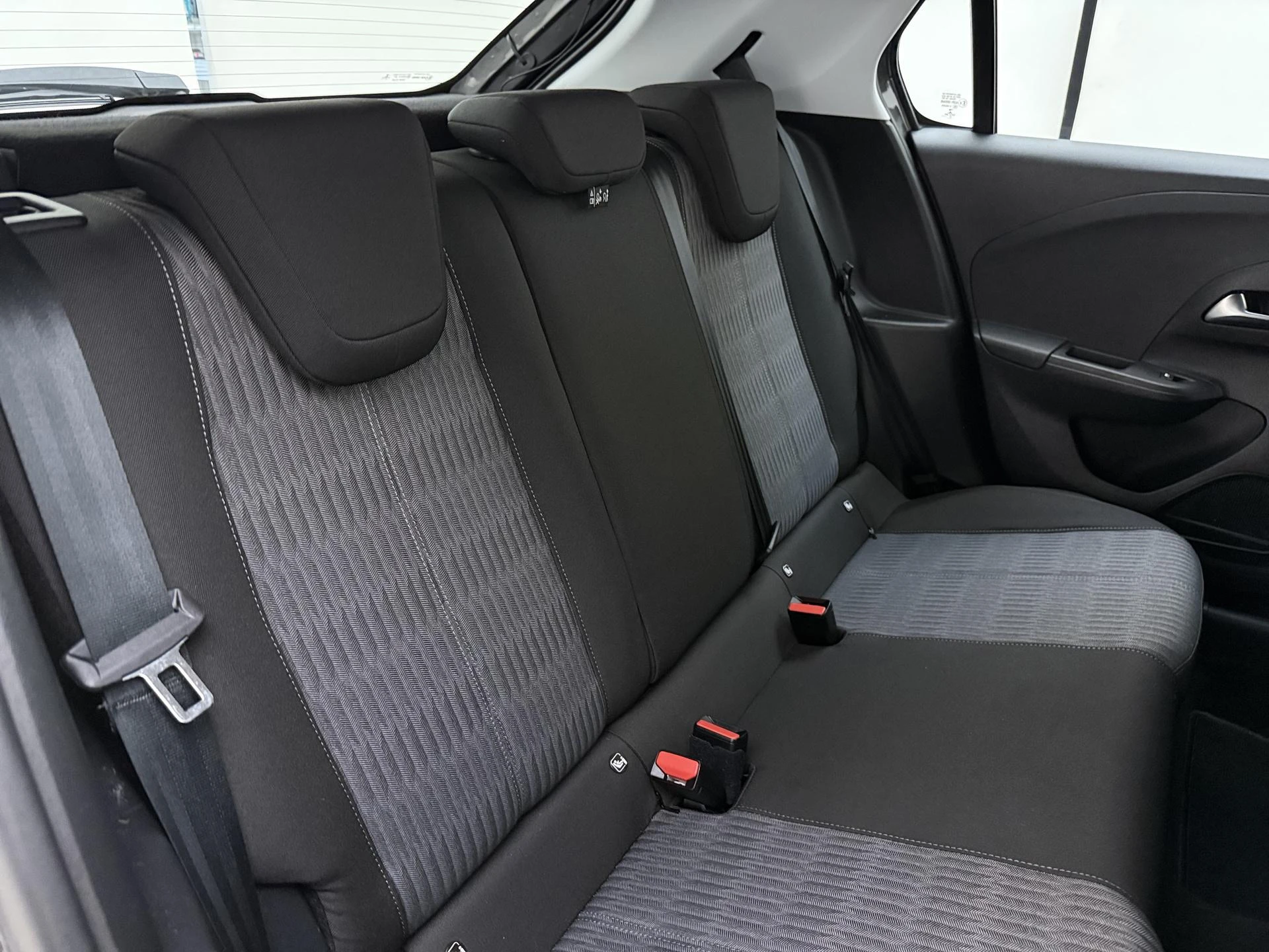 Opel-Corsa-image-9