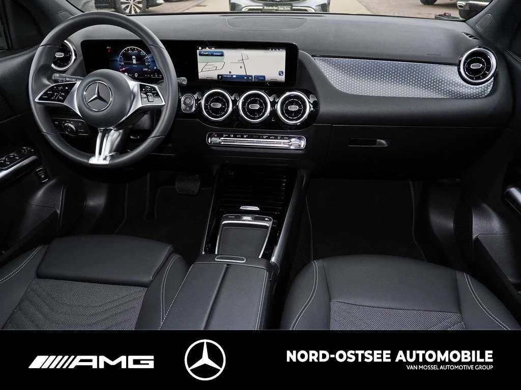 Mercedes-Benz GLA 200 d PROGRESSIVE AHK SHZ NAVI KLIMA MBUX Progressive