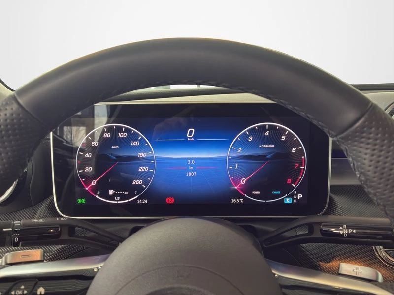 Mercedes-Benz-C-Klasse-image-14