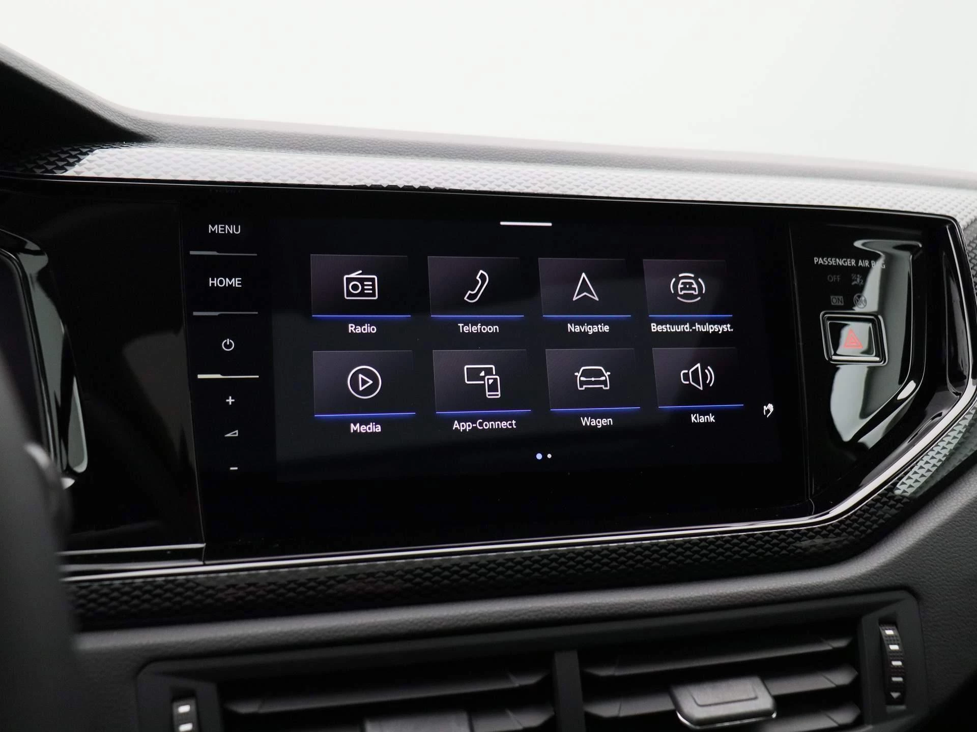 Volkswagen-Polo-image-27