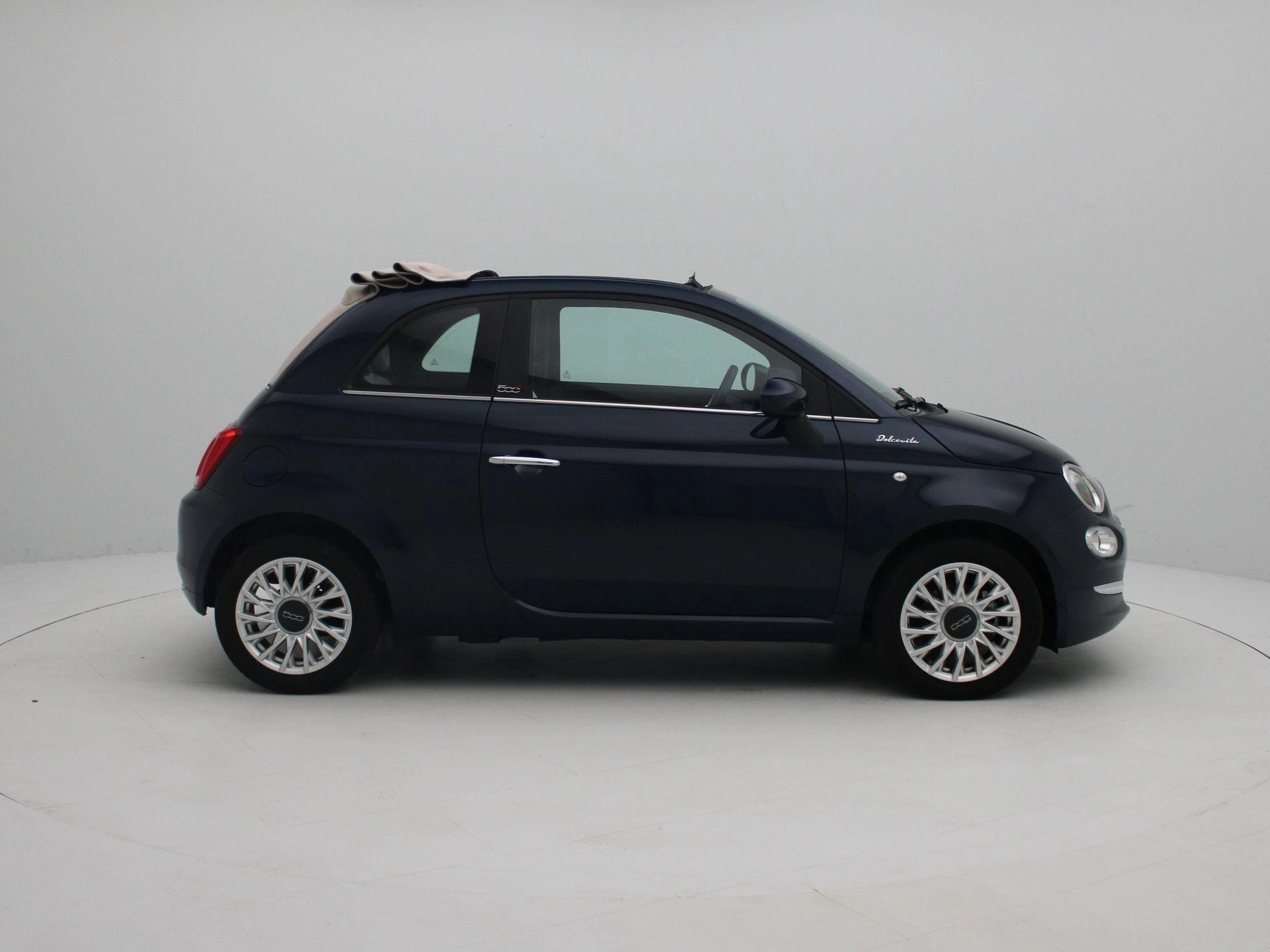 Fiat-500C-image-5
