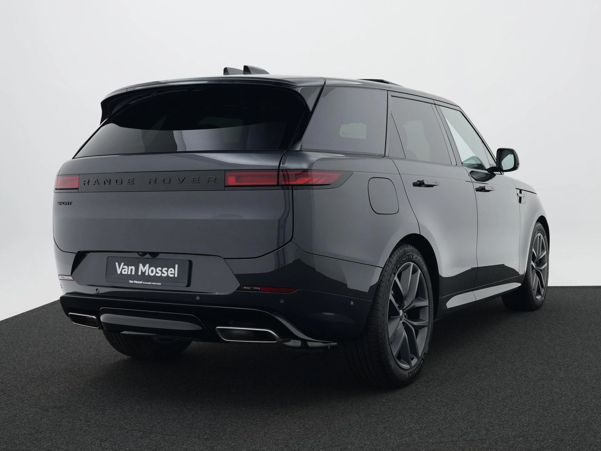 Land Rover-Range Rover Sport-image-12