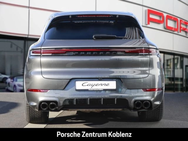 Porsche Cayenne E-Hybrid Black Edition black edition