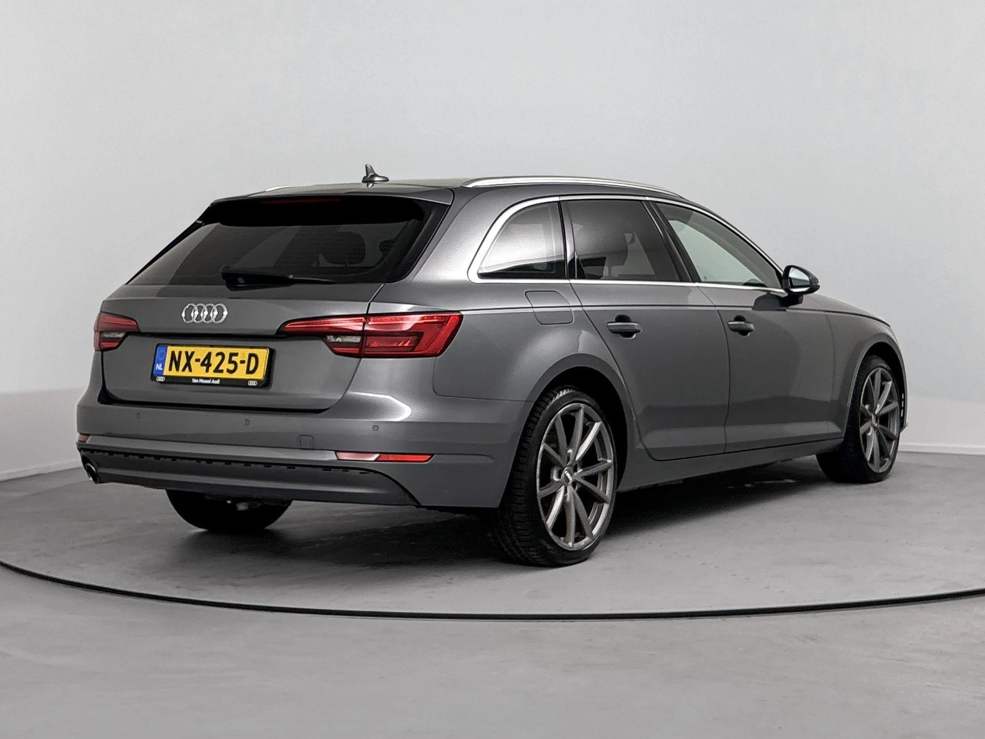 Audi-A4-image-3