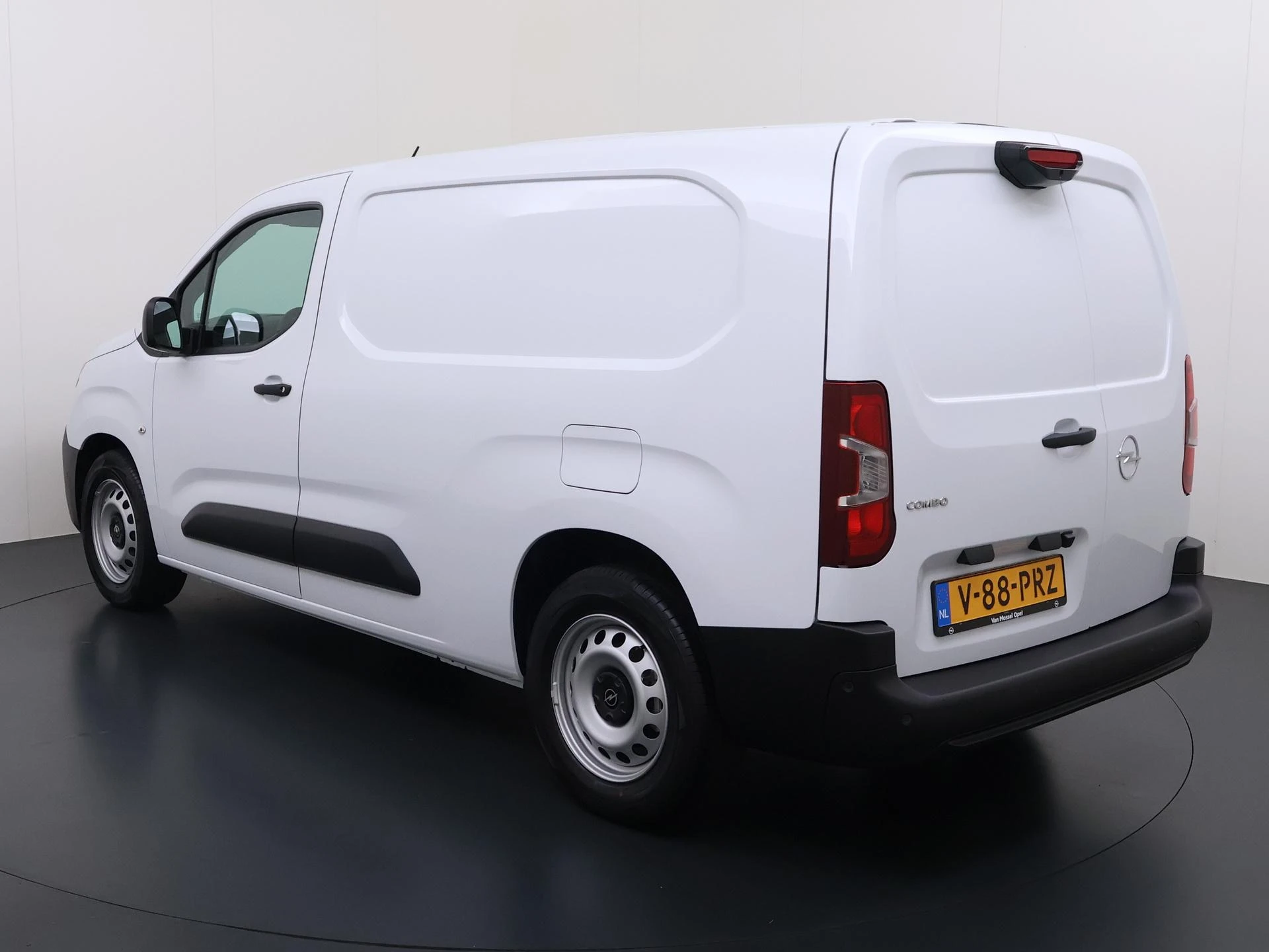 Opel-Combo-e-image-3