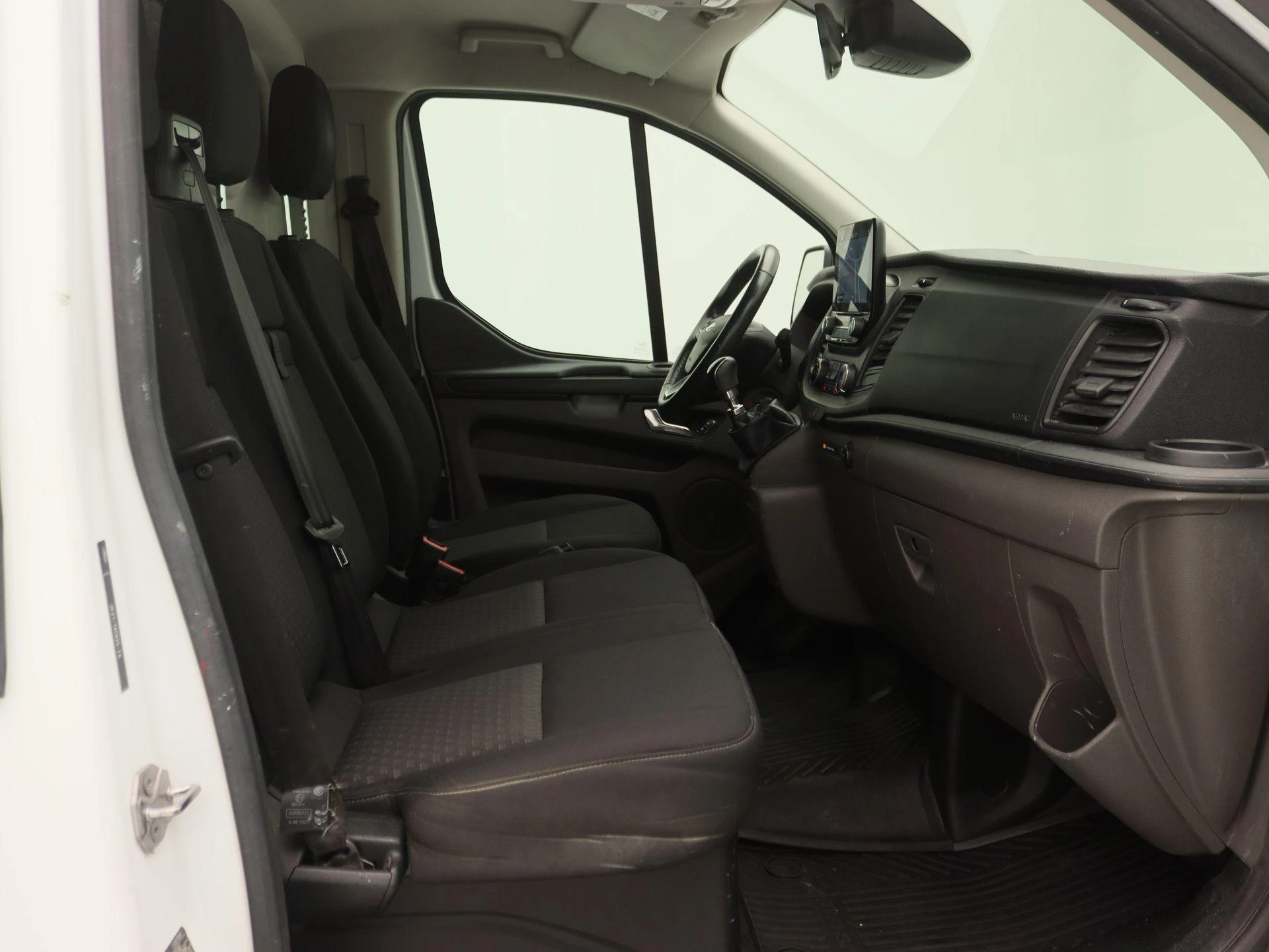 Ford-Transit Custom-image-22