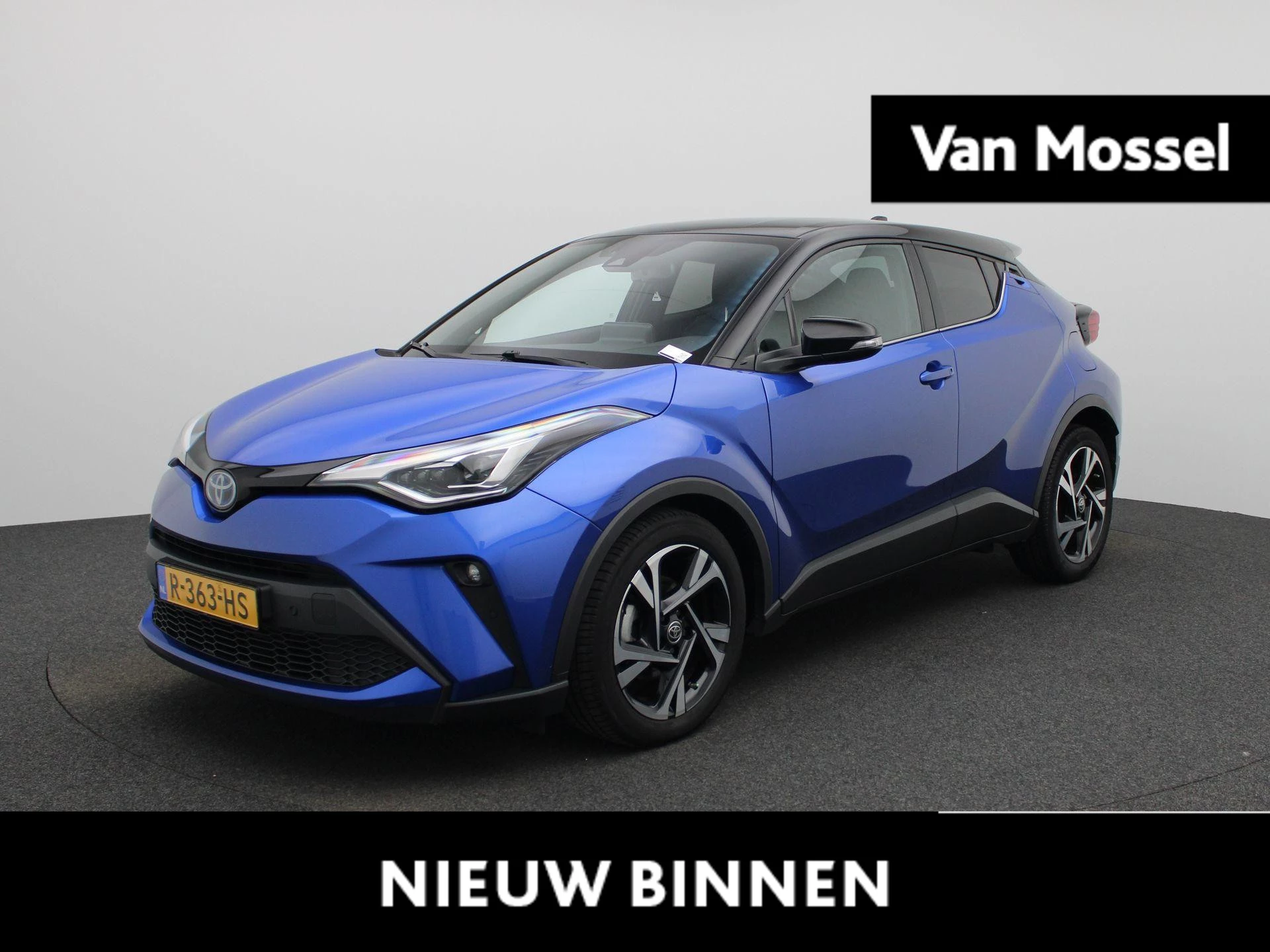 Toyota-C-HR-image-0