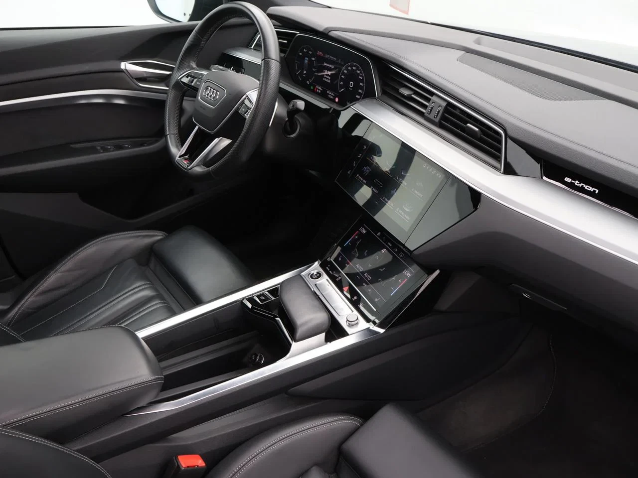 Audi-e-tron-image-2