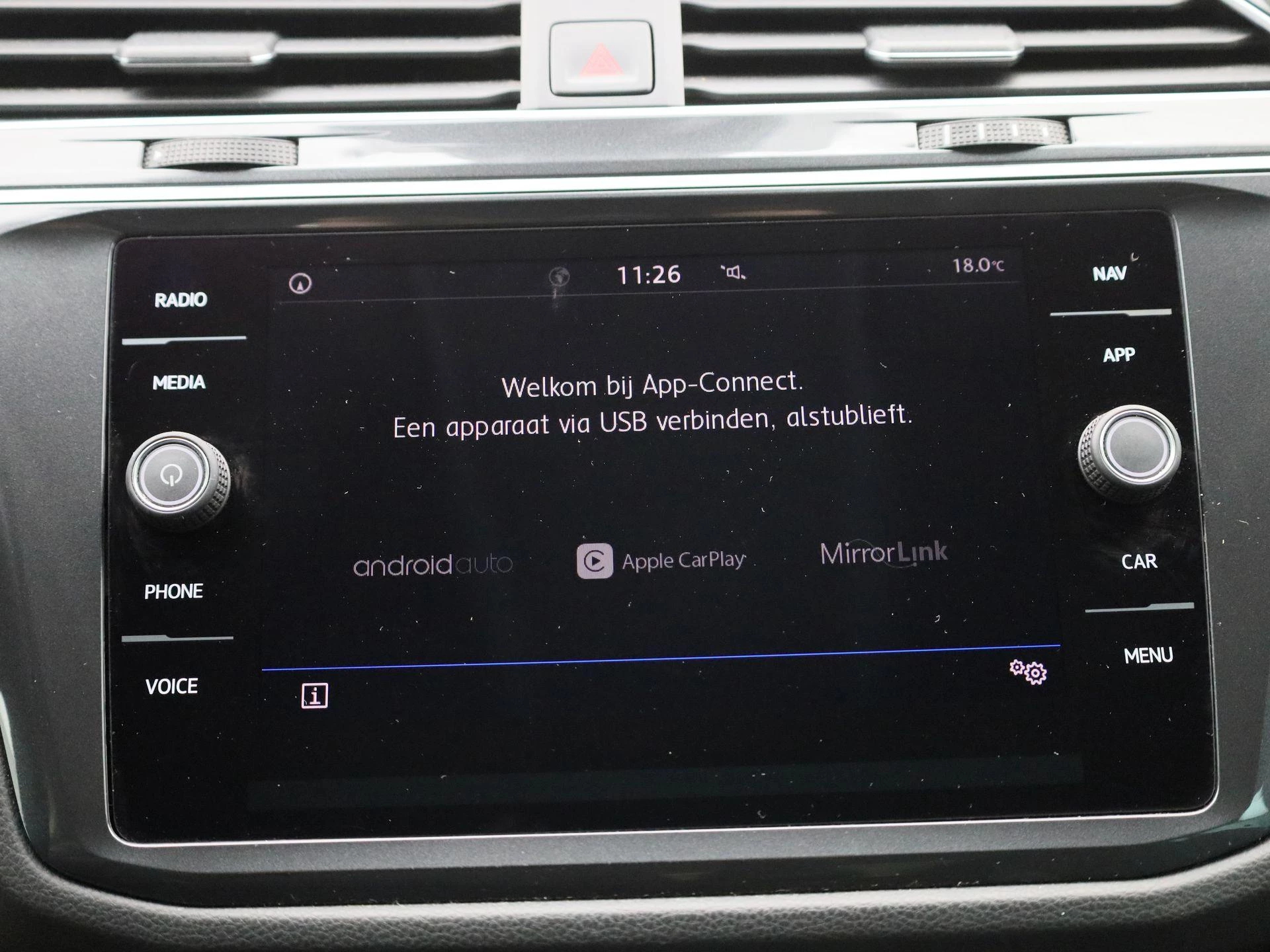 Volkswagen-Tiguan-image-20