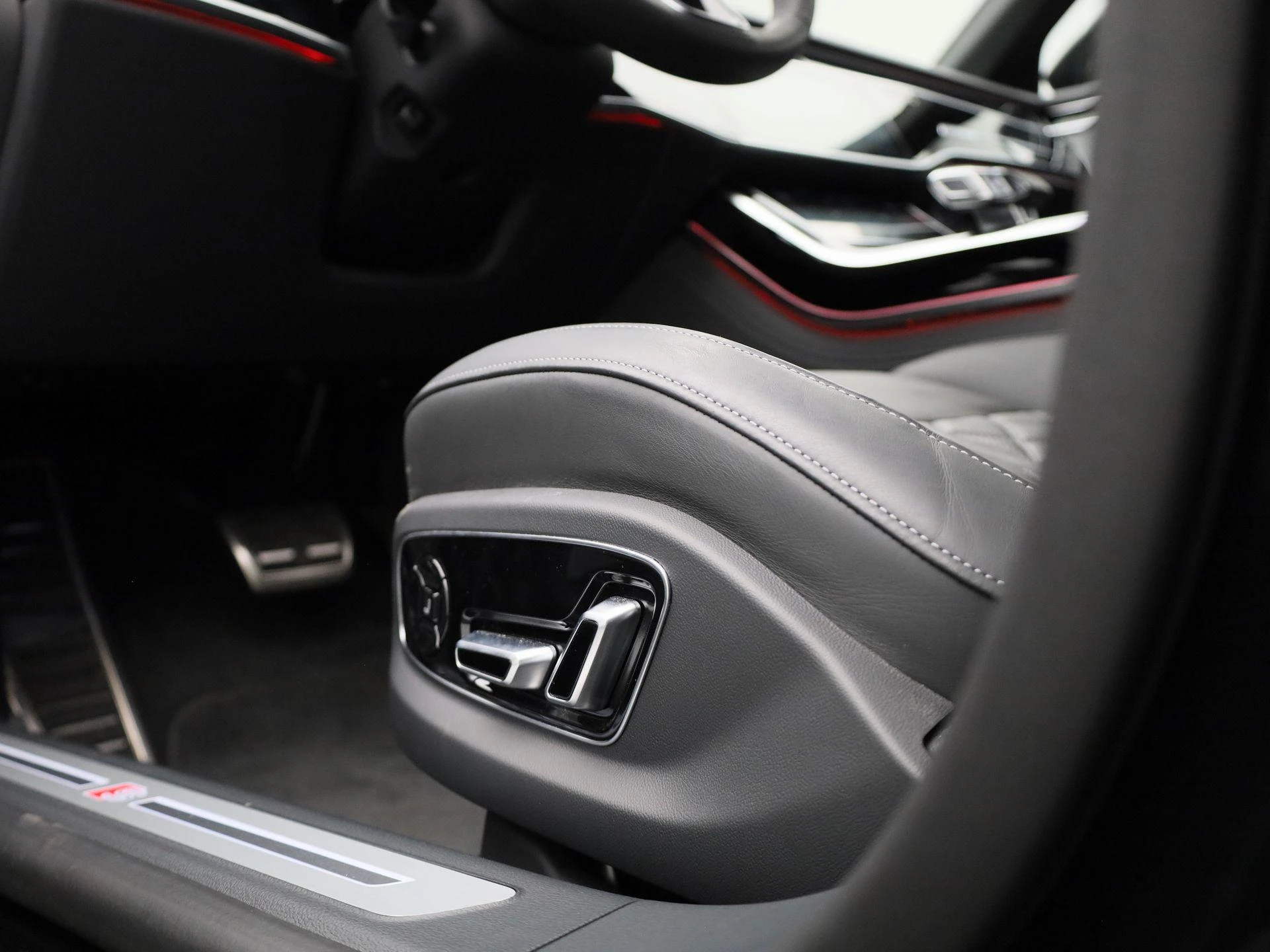 Audi-A8-image-43