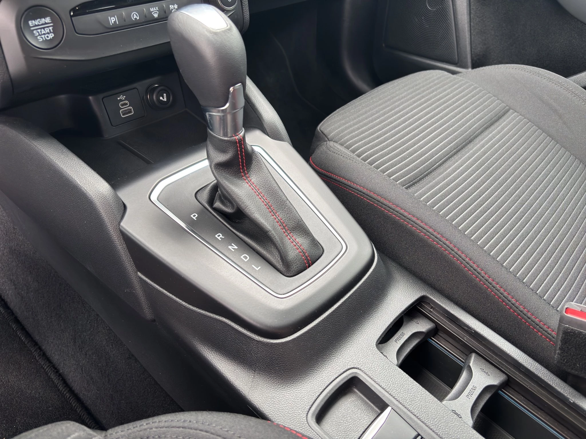 Ford Focus ST-Line Turnier Aut.*ACC*KAM*NAVI*LED*WINTER-PKT.