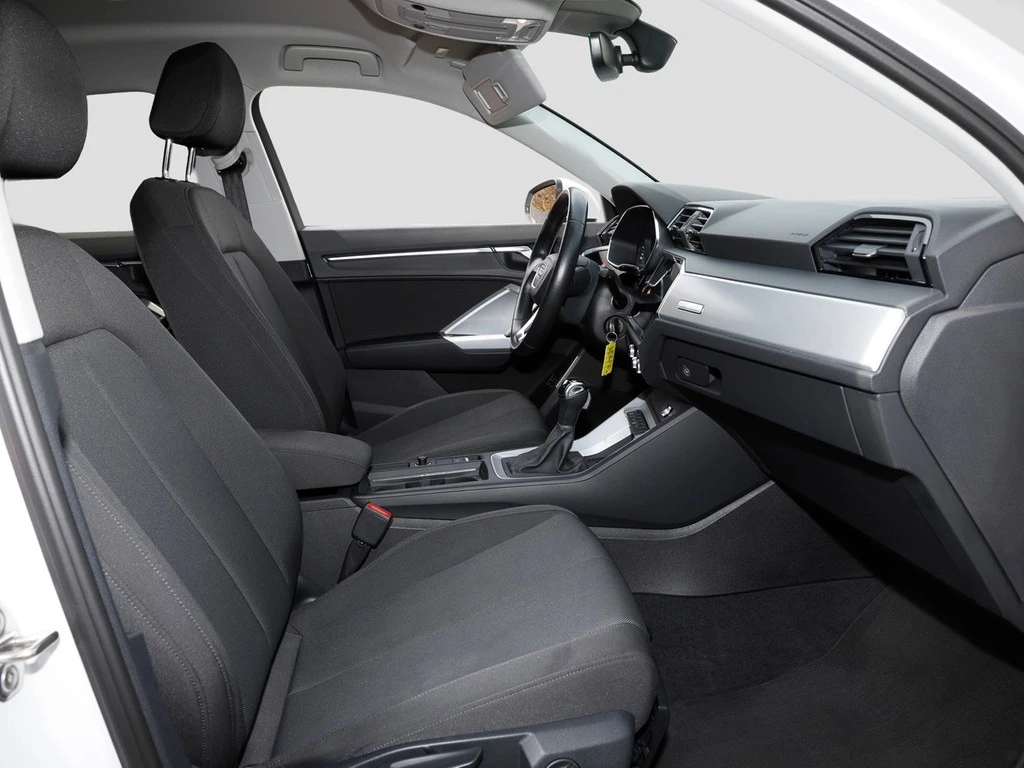 Audi-Q3-image-10
