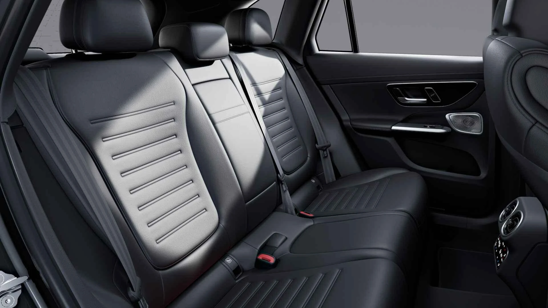 Mercedes-Benz-GLC-image-10