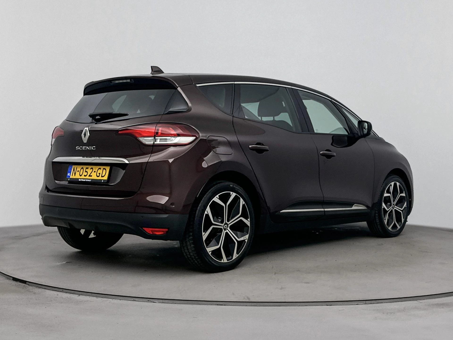 Renault-Scénic-image-3