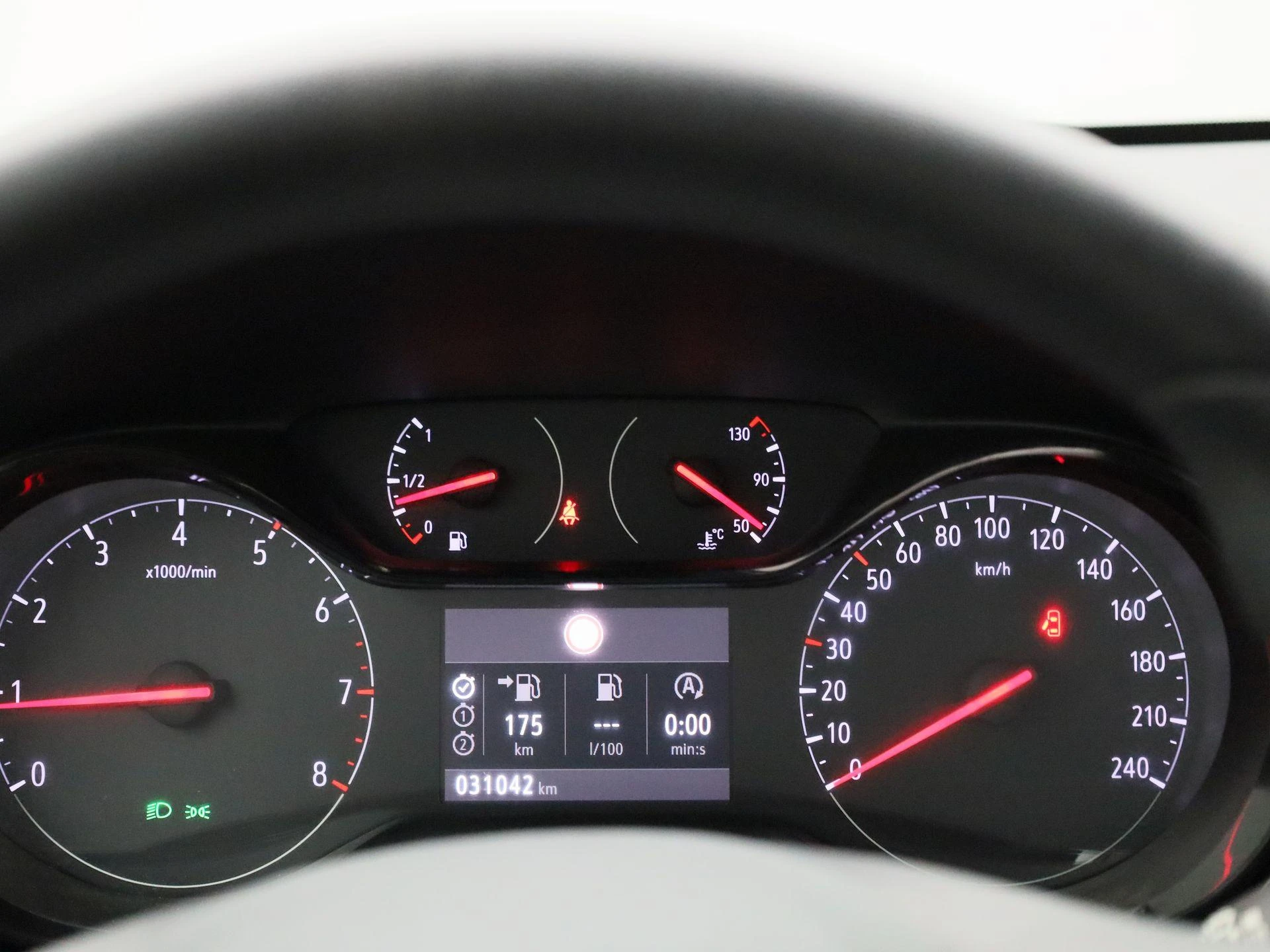 Opel-Corsa-image-9