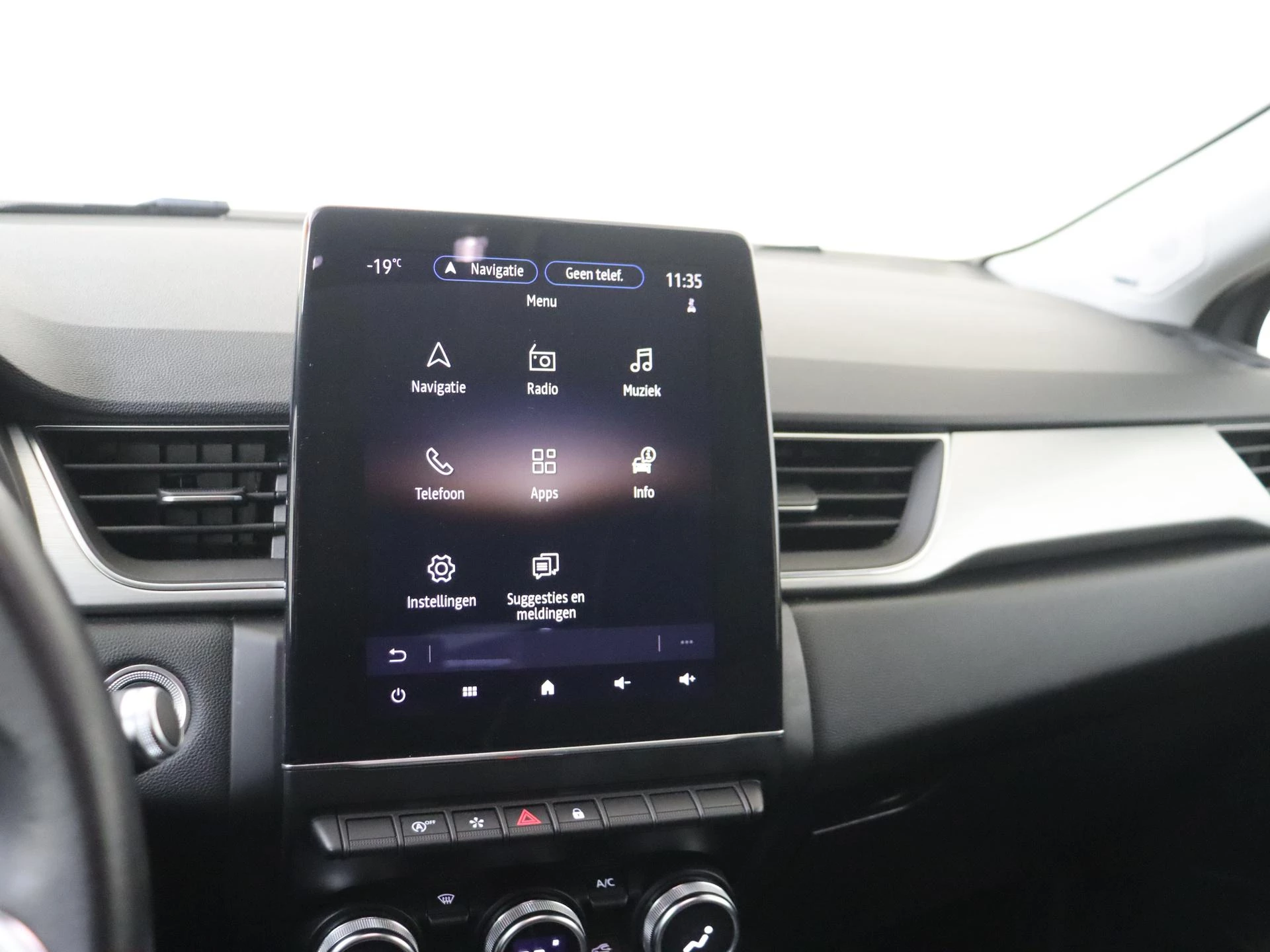 Renault-Captur-image-15