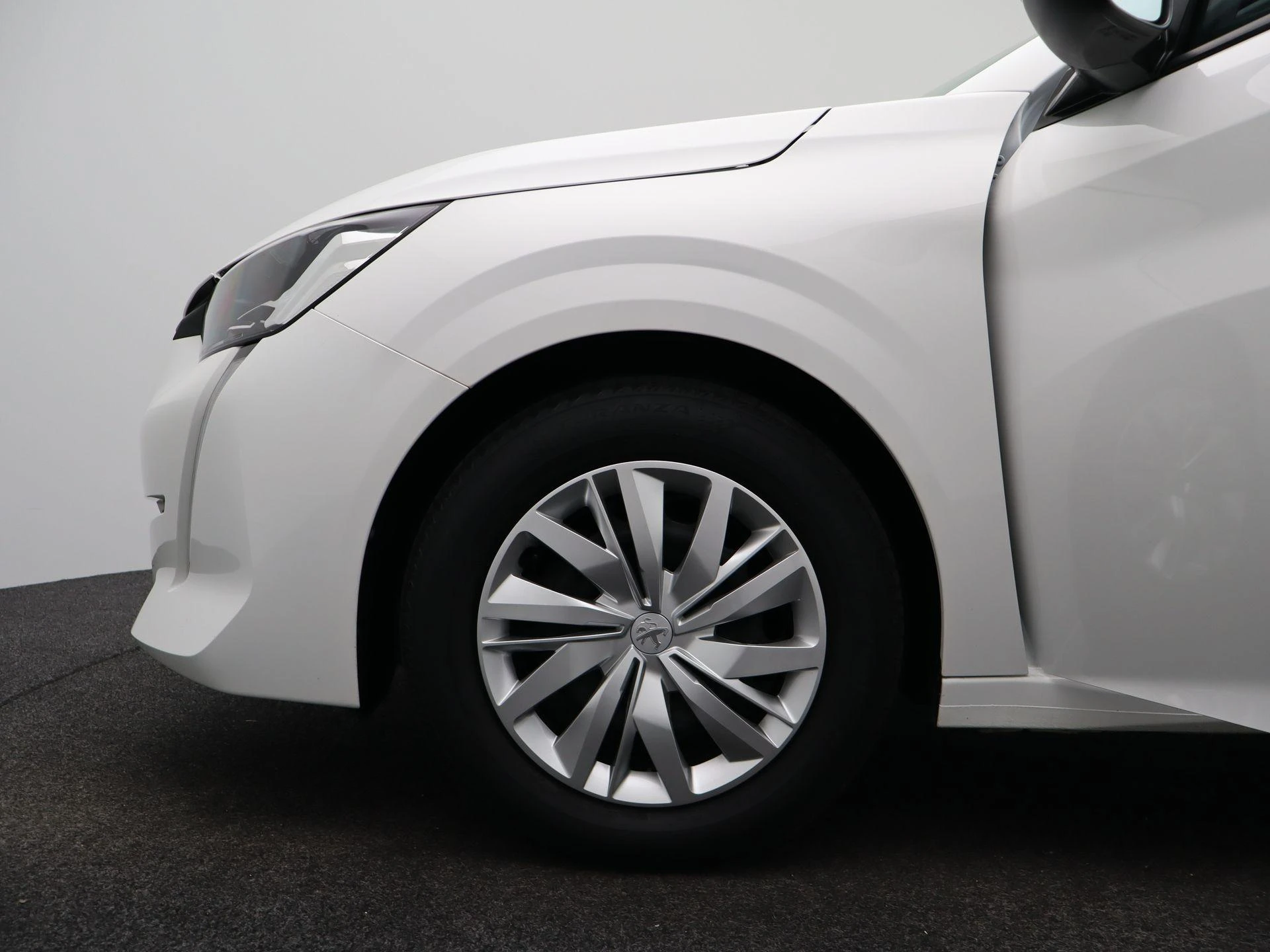 Peugeot-208-image-14