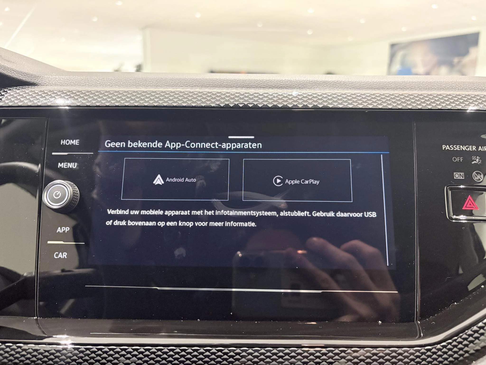 Volkswagen-Polo-image-22