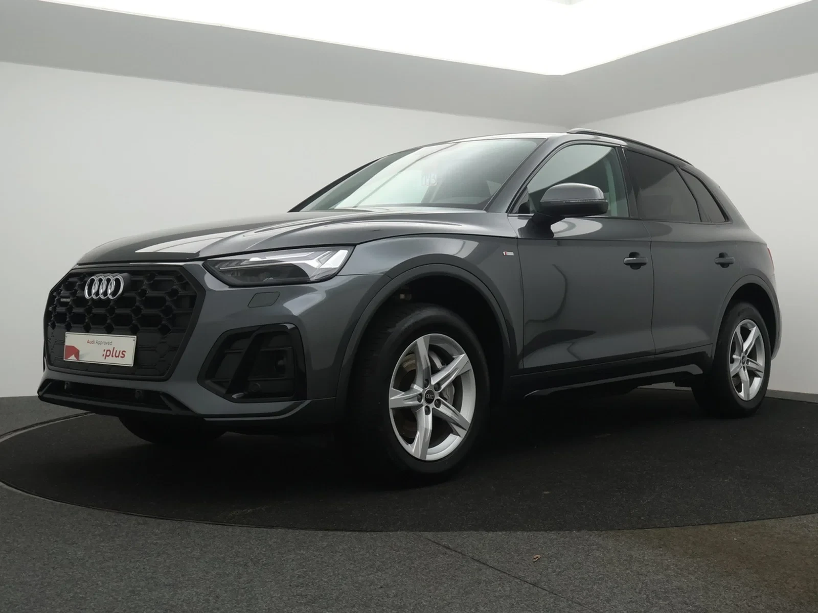 Audi-Q5-image-0