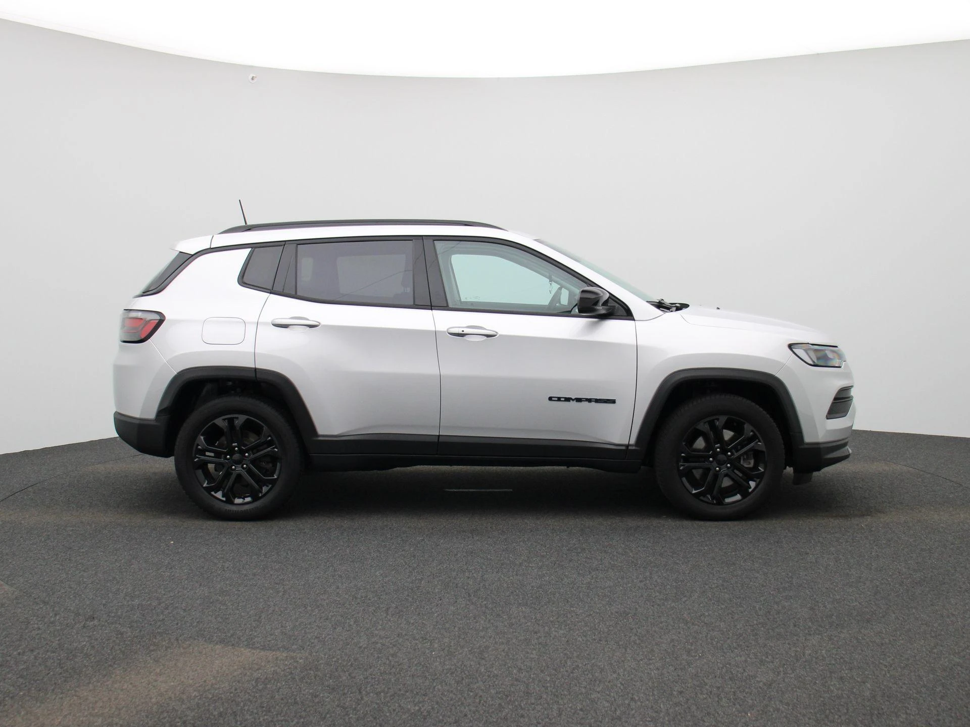 Jeep-Compass-image-5