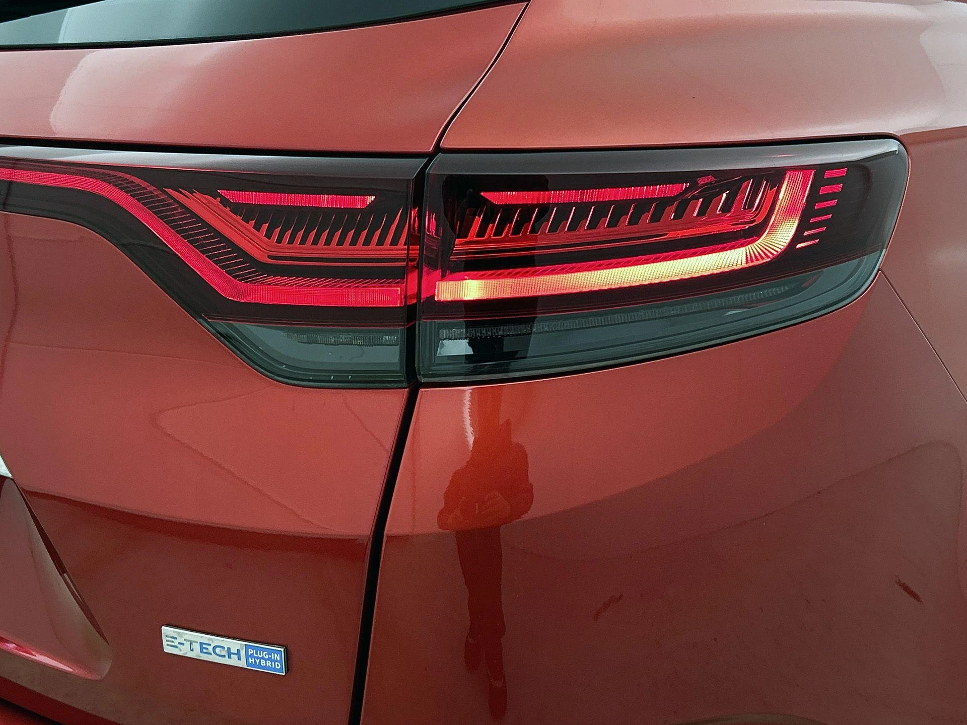 Renault-Megane E-Tech-image-31
