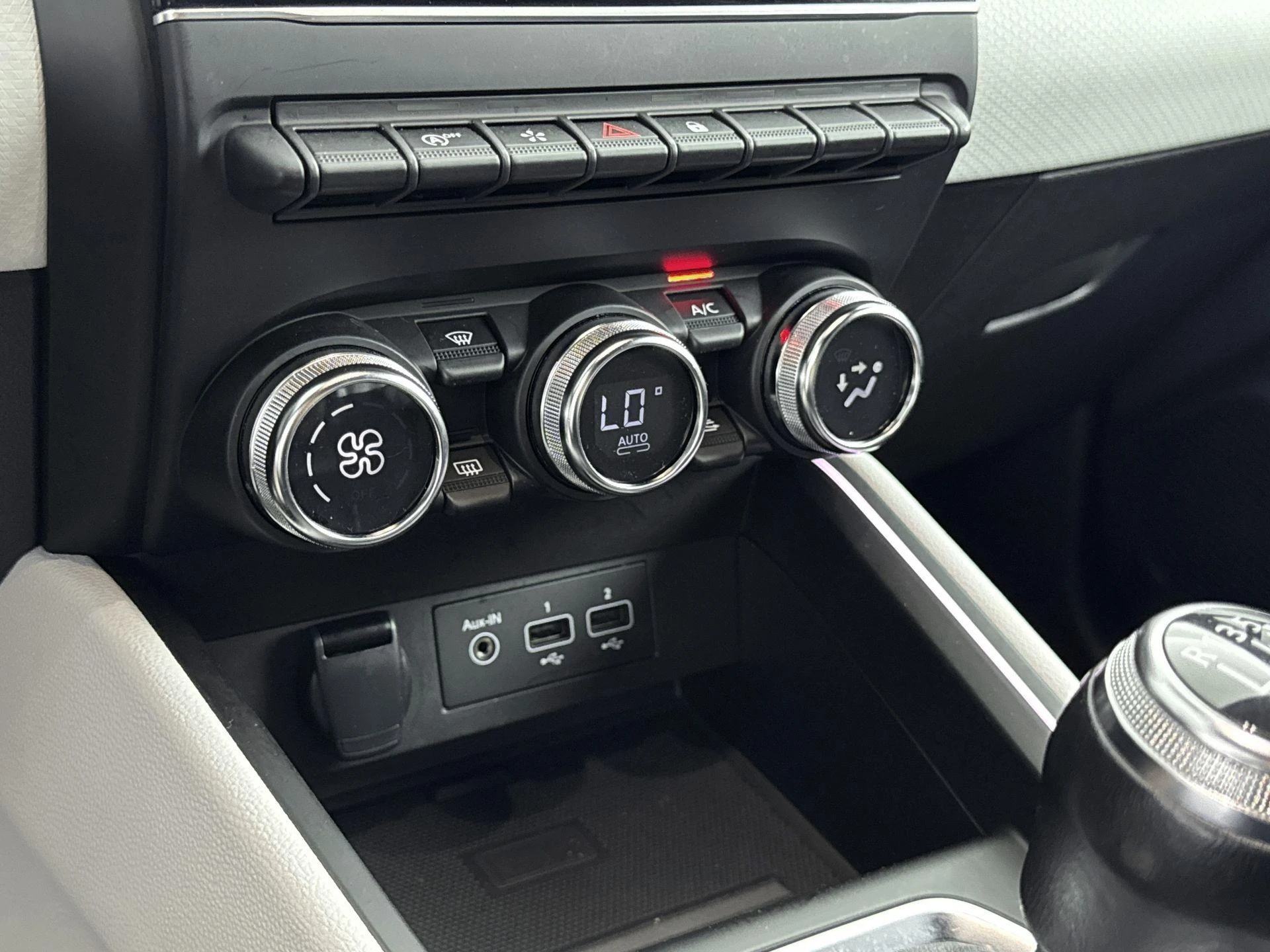 Renault-Clio-image-14