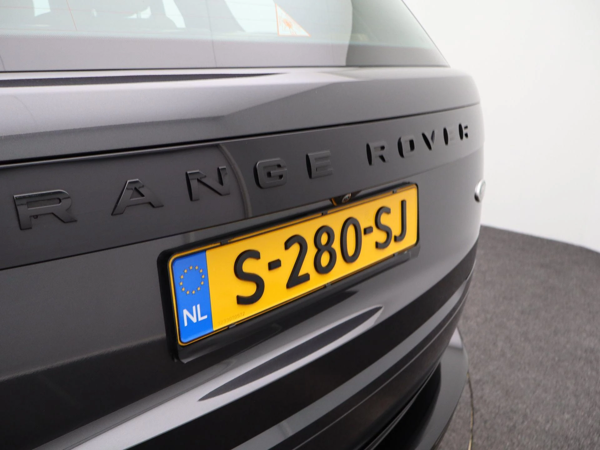 Land Rover-Range Rover-image-49