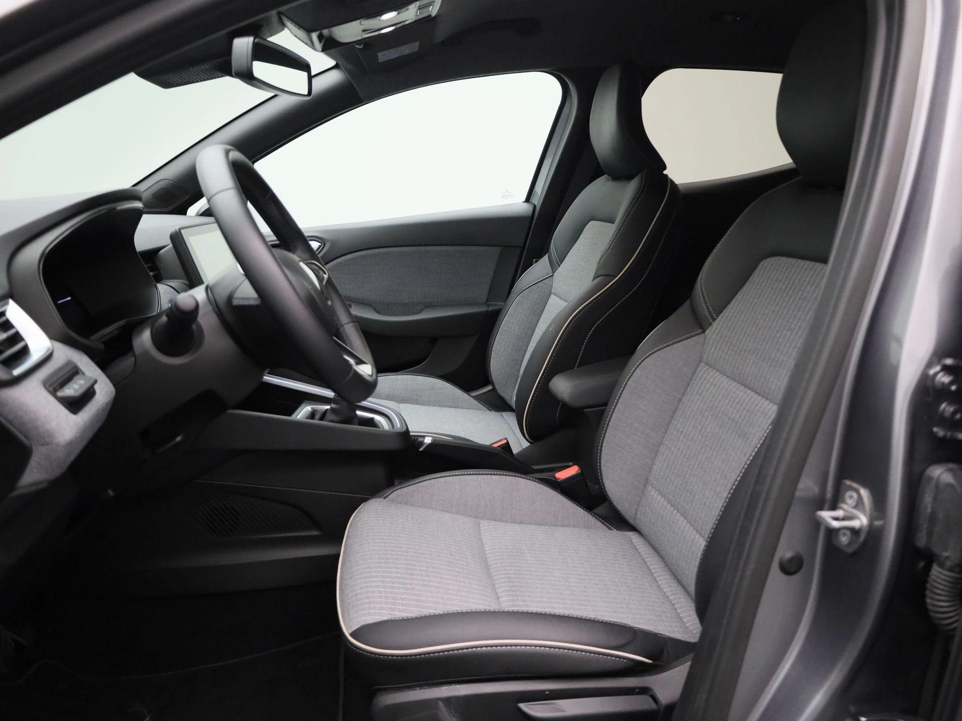 Renault-Clio-image-7