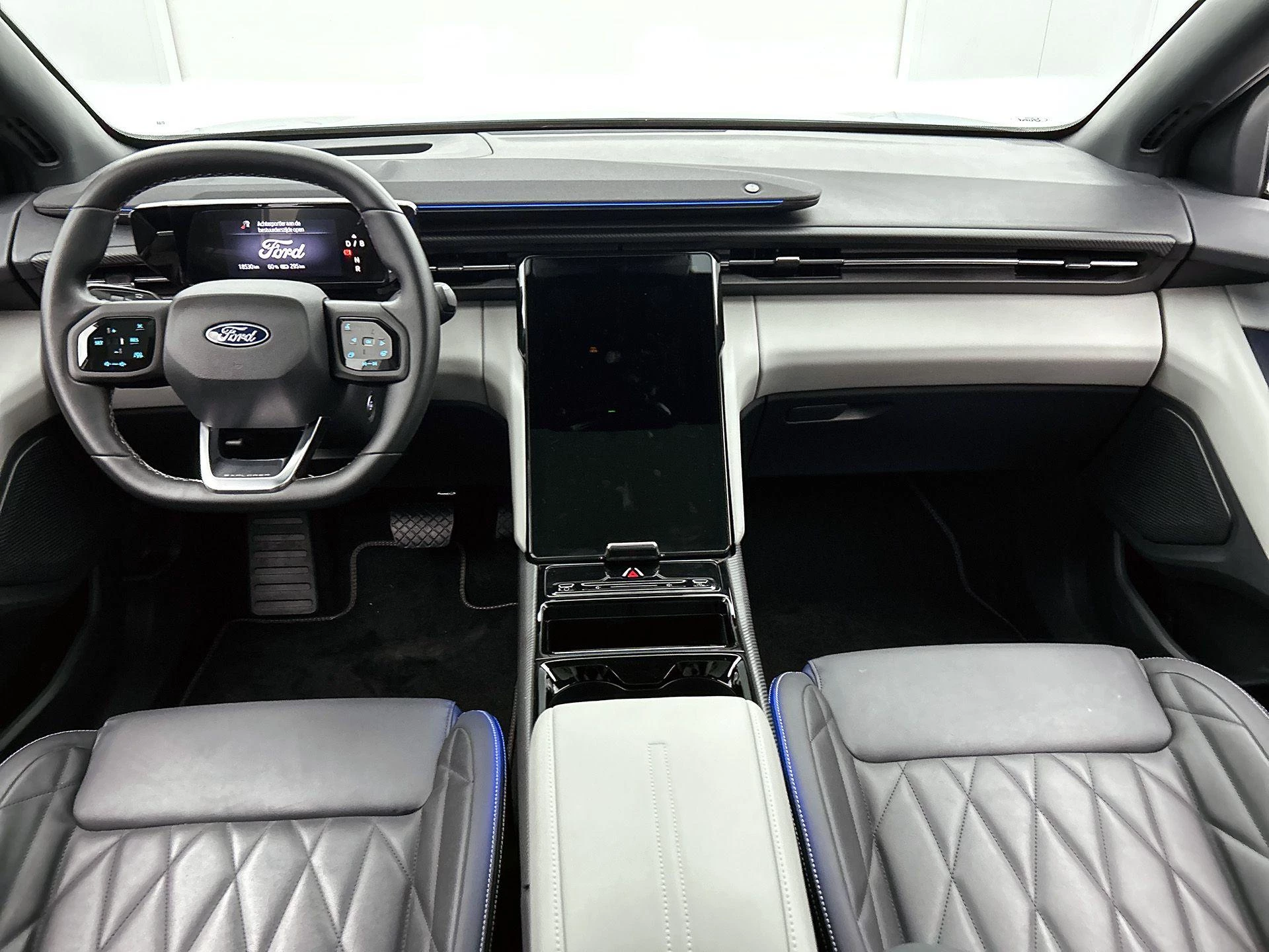 Ford Explorer Premium Extended Range RWD 77 kWh