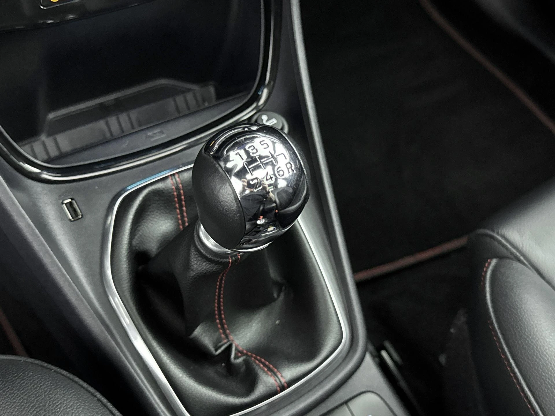 Ford-Puma-image-12