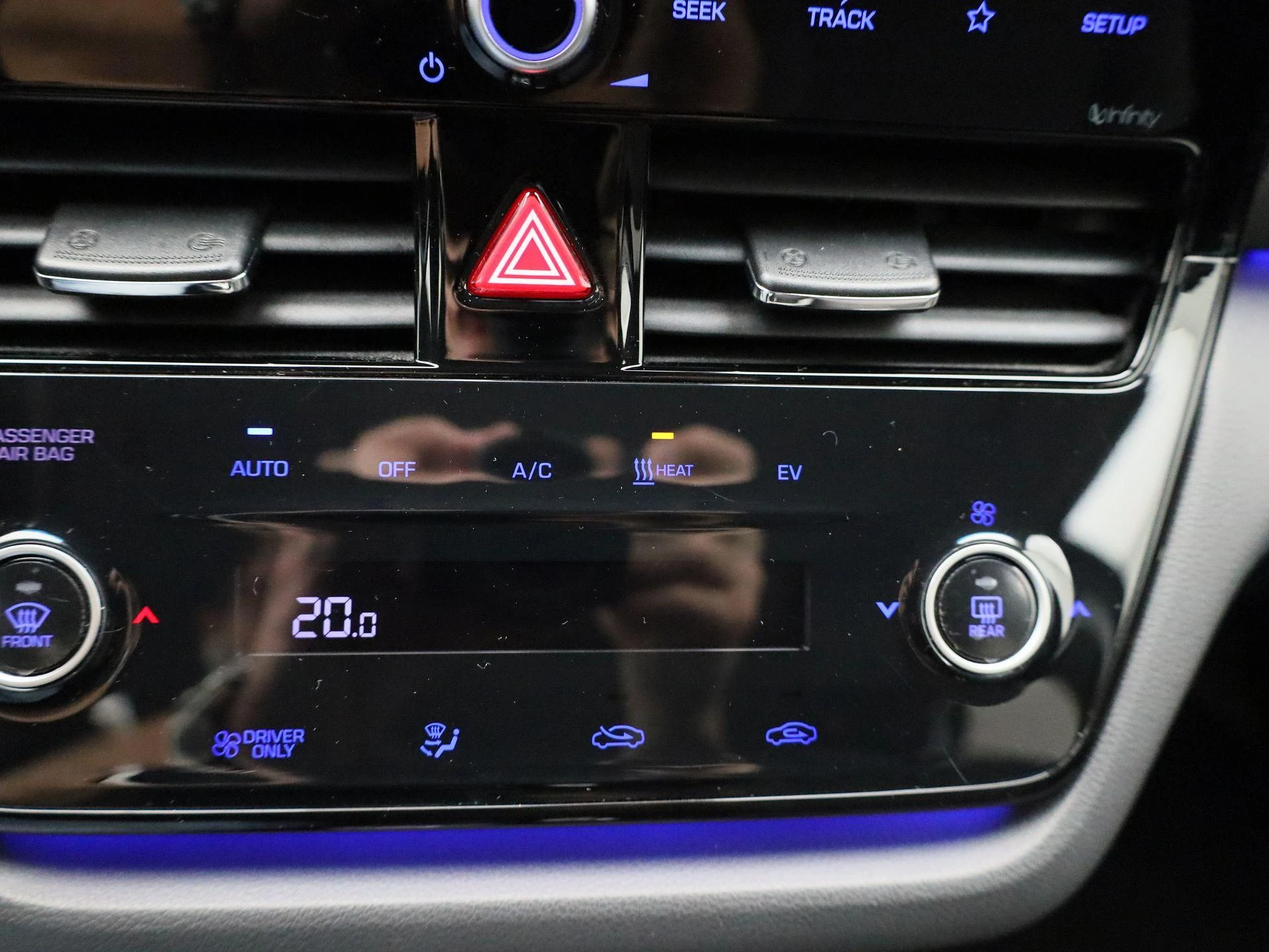 Hyundai-IONIQ-image-21