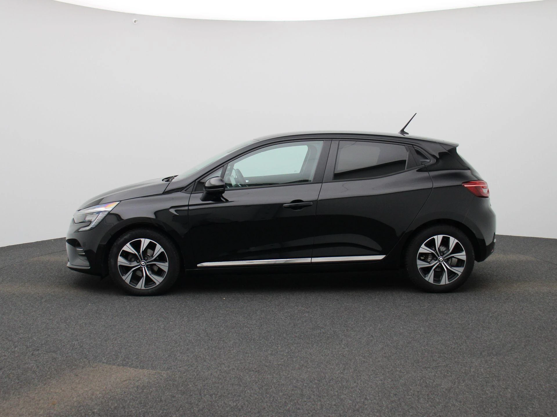 Renault-Clio-image-3