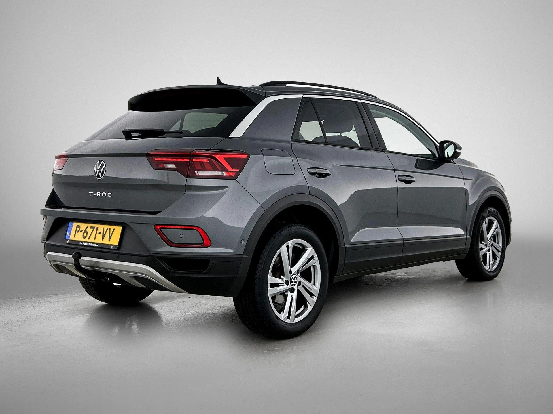 Volkswagen-T-Roc-image-3