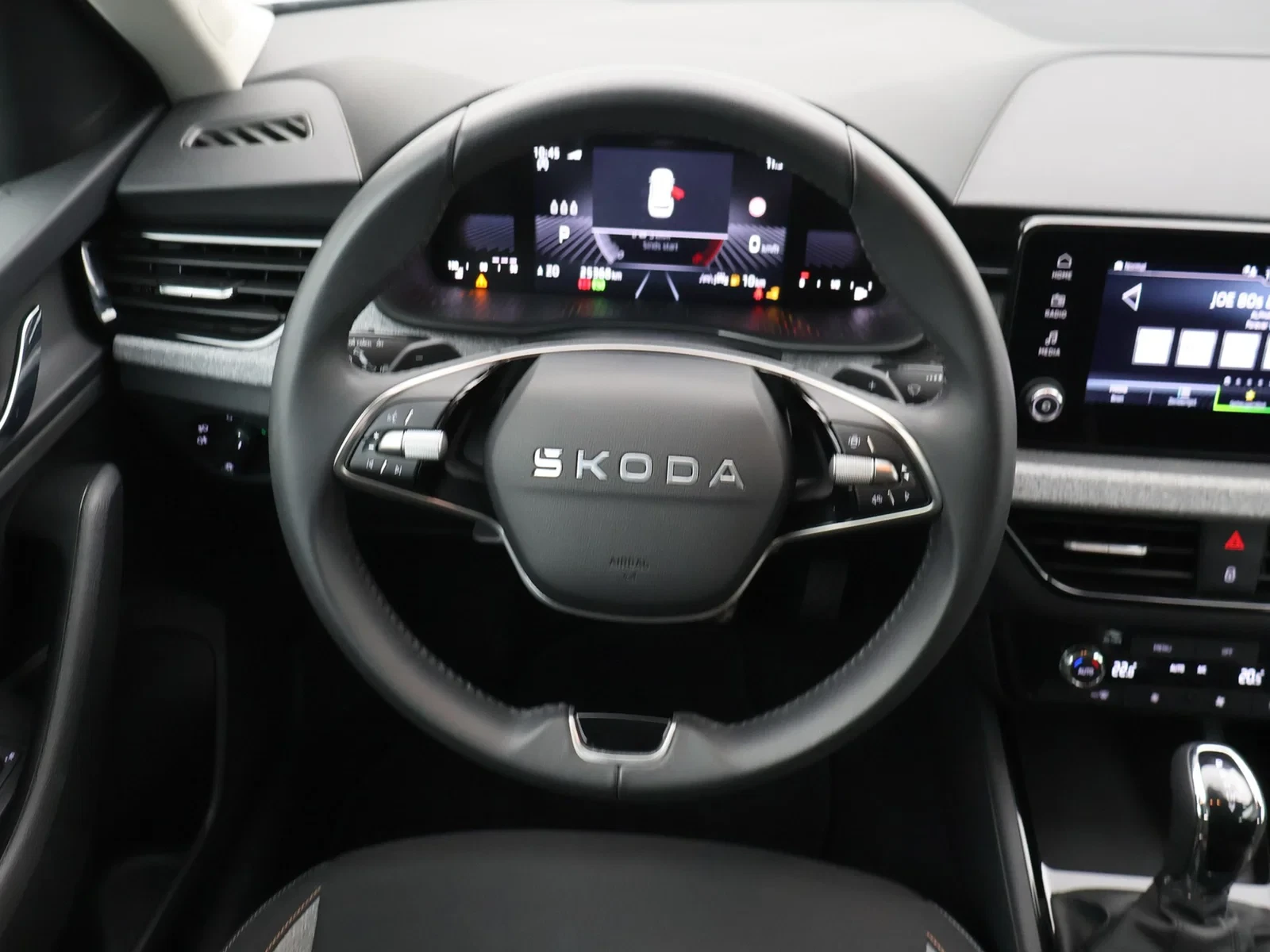 Škoda Kamiq Kamiq Selection 1.0TSI 116PK *AUTOMAAT*CAMERA*PDC*CRUISE*VIRTUAL COCKPIT*APP-CONNECT*...*