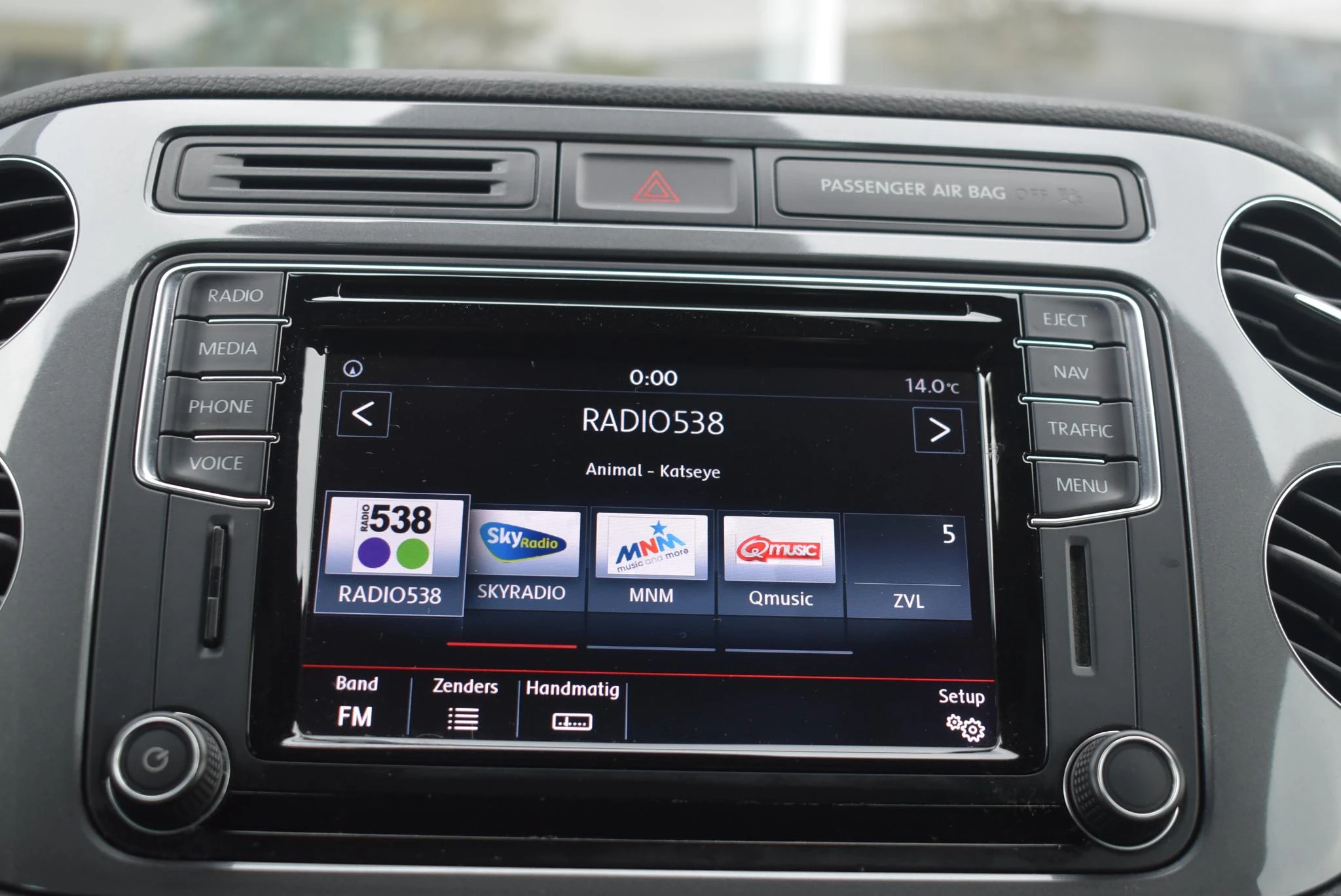 Volkswagen-Tiguan-image-29