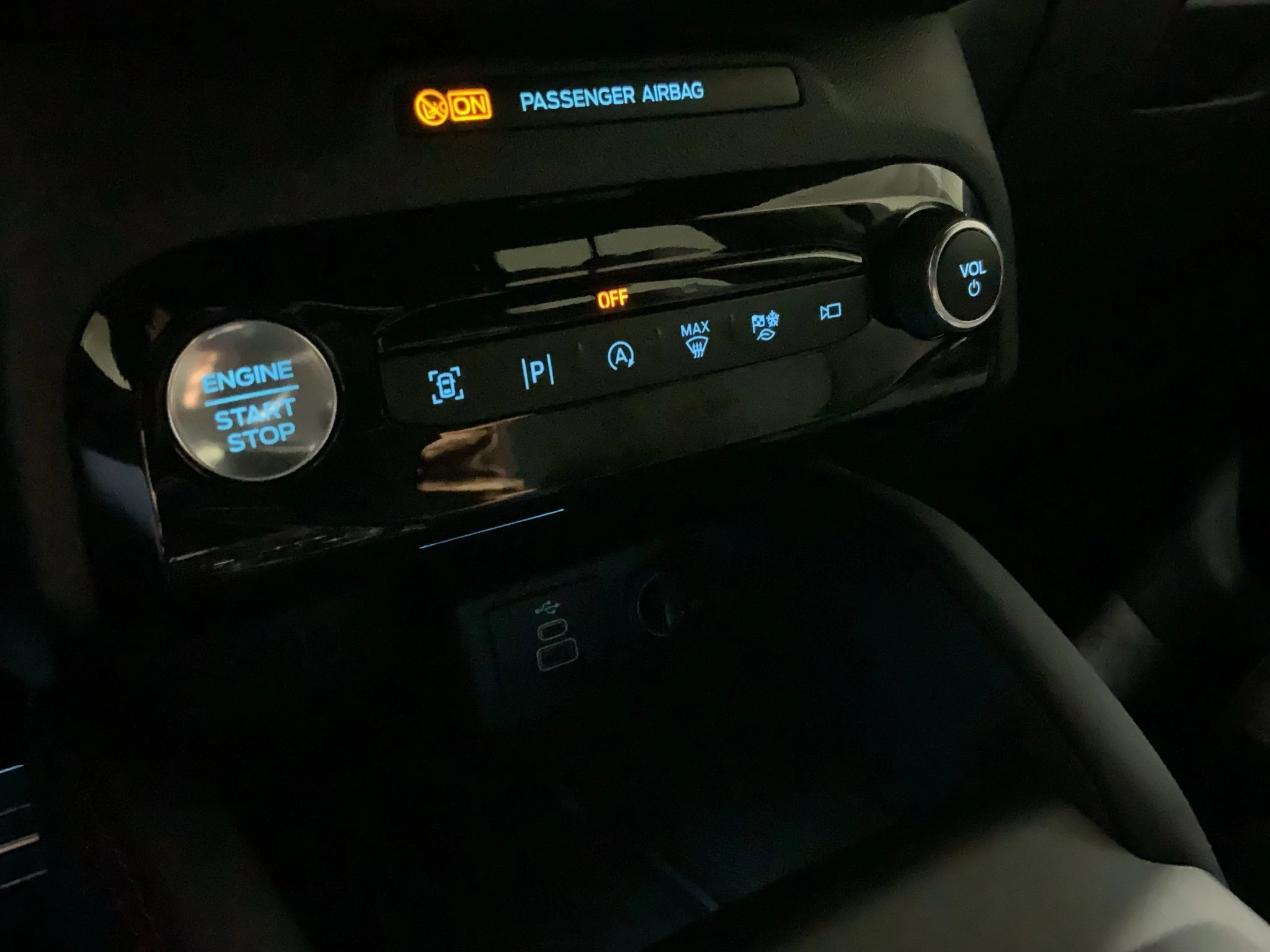 Ford Kuga ST-Line X Aut.*360GRAD*LED-MATRIX*NAVI*GRA*WINTER-PKT.