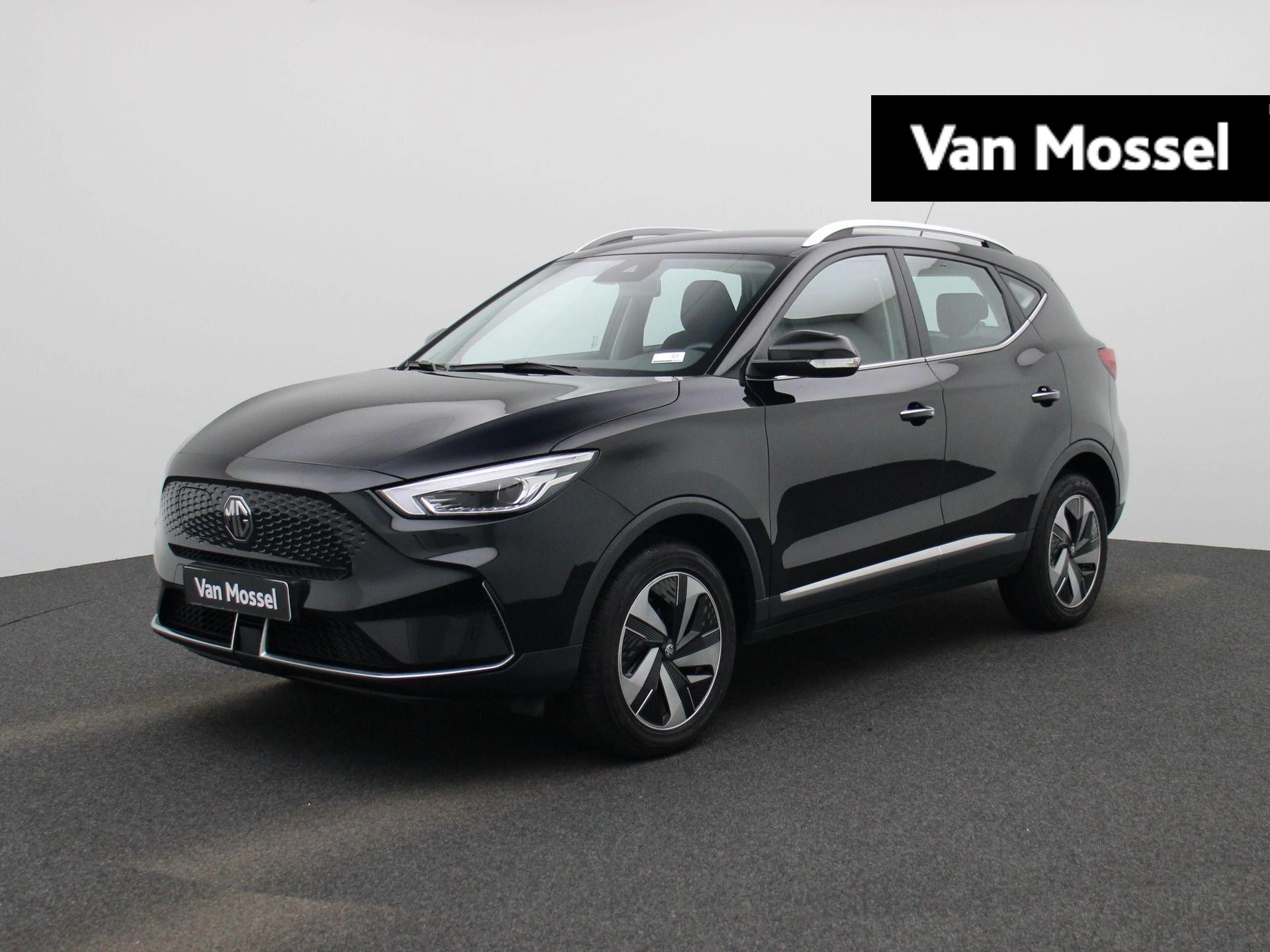 MG-ZS EV-image-0