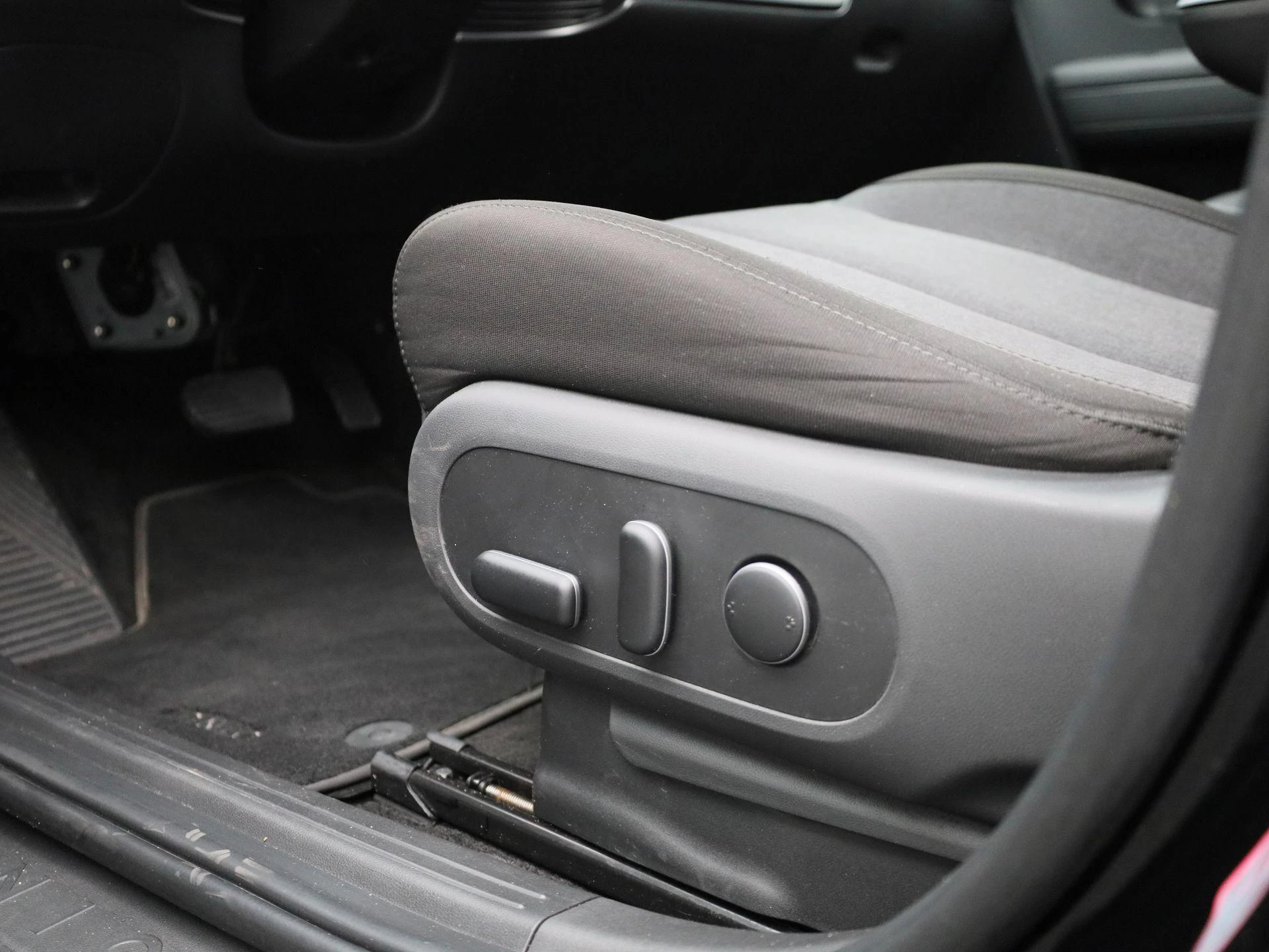 Hyundai-IONIQ 5-image-33