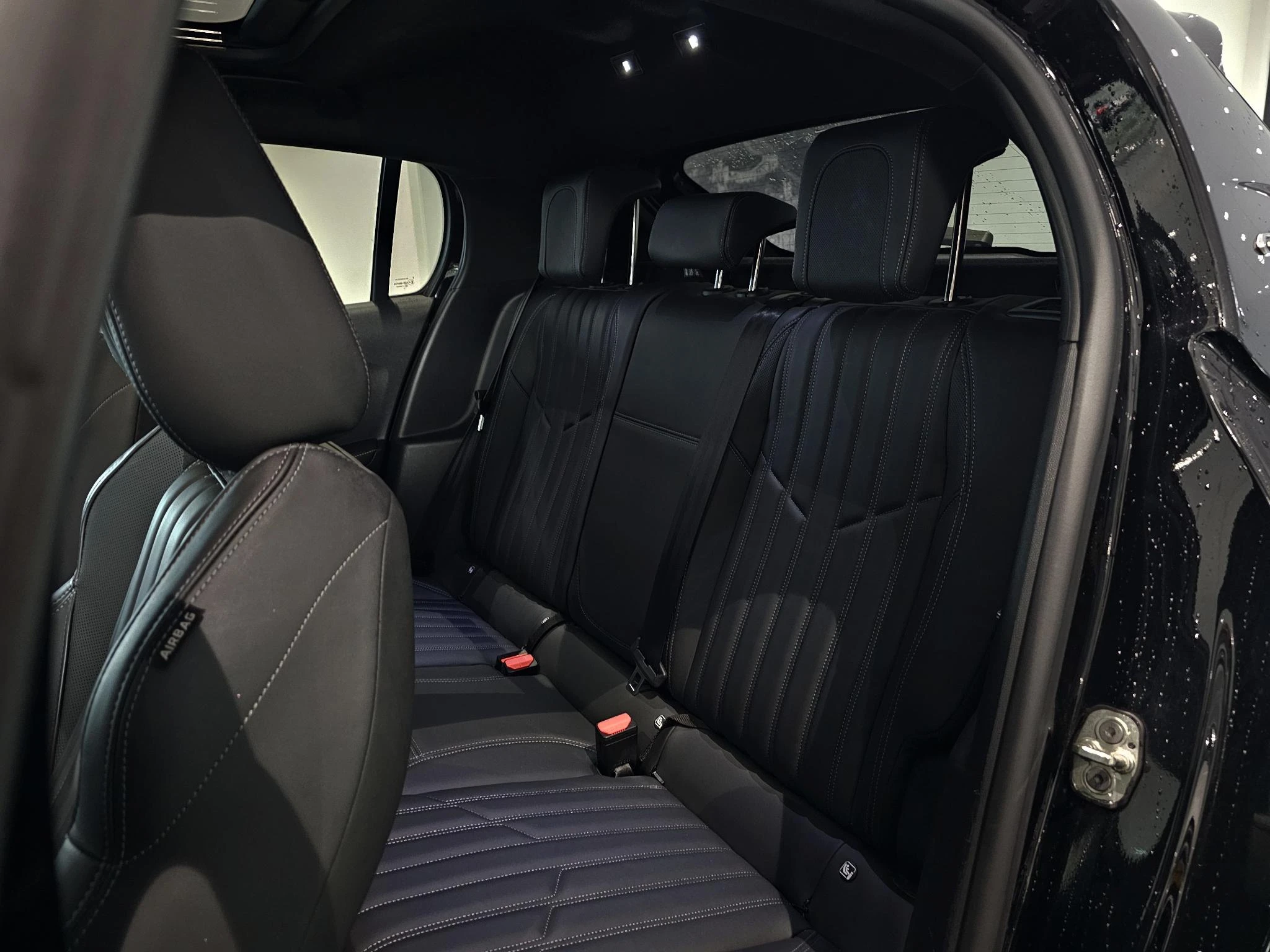 Peugeot-208-image-10