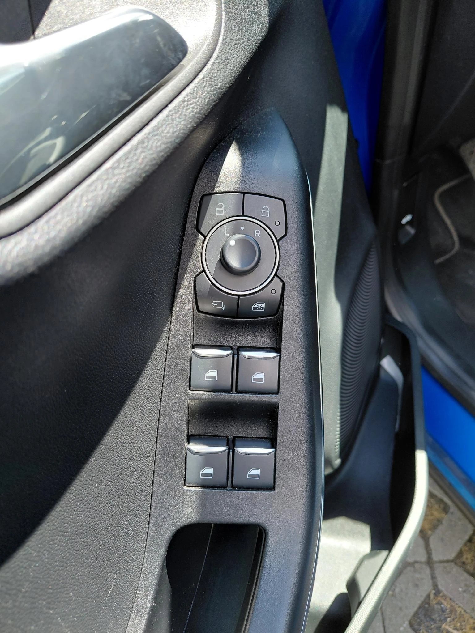 Ford-Puma-image-9