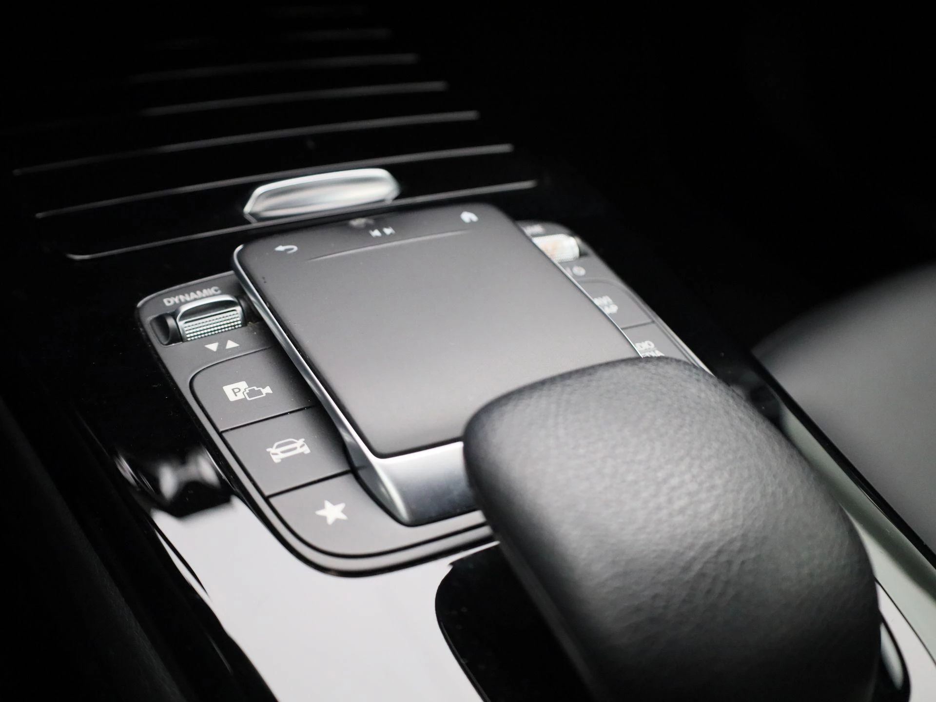 Mercedes-Benz-A-Klasse-image-19