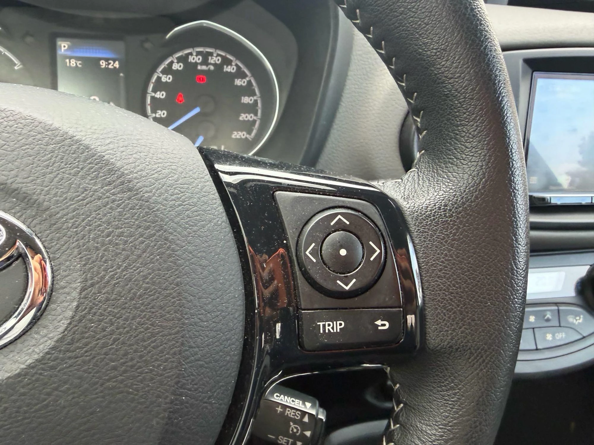 Toyota-Yaris-image-13