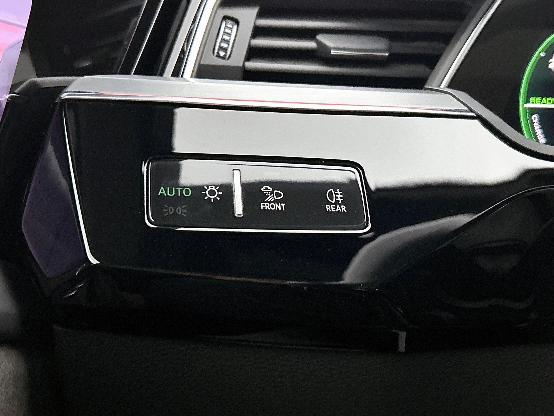 Audi-e-tron-image-27