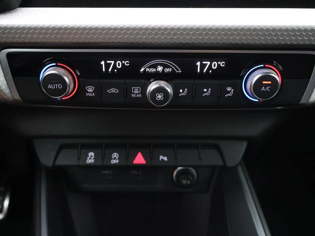 Audi A1 Sportback Audi A1 Sportback 25TFSI 95PK *AUTOMAAT*LEDER*SHADOW*S LINE INTERIEUR*VIRTUAL COCKPIT*CRUISE*APP-CONNECT*...*