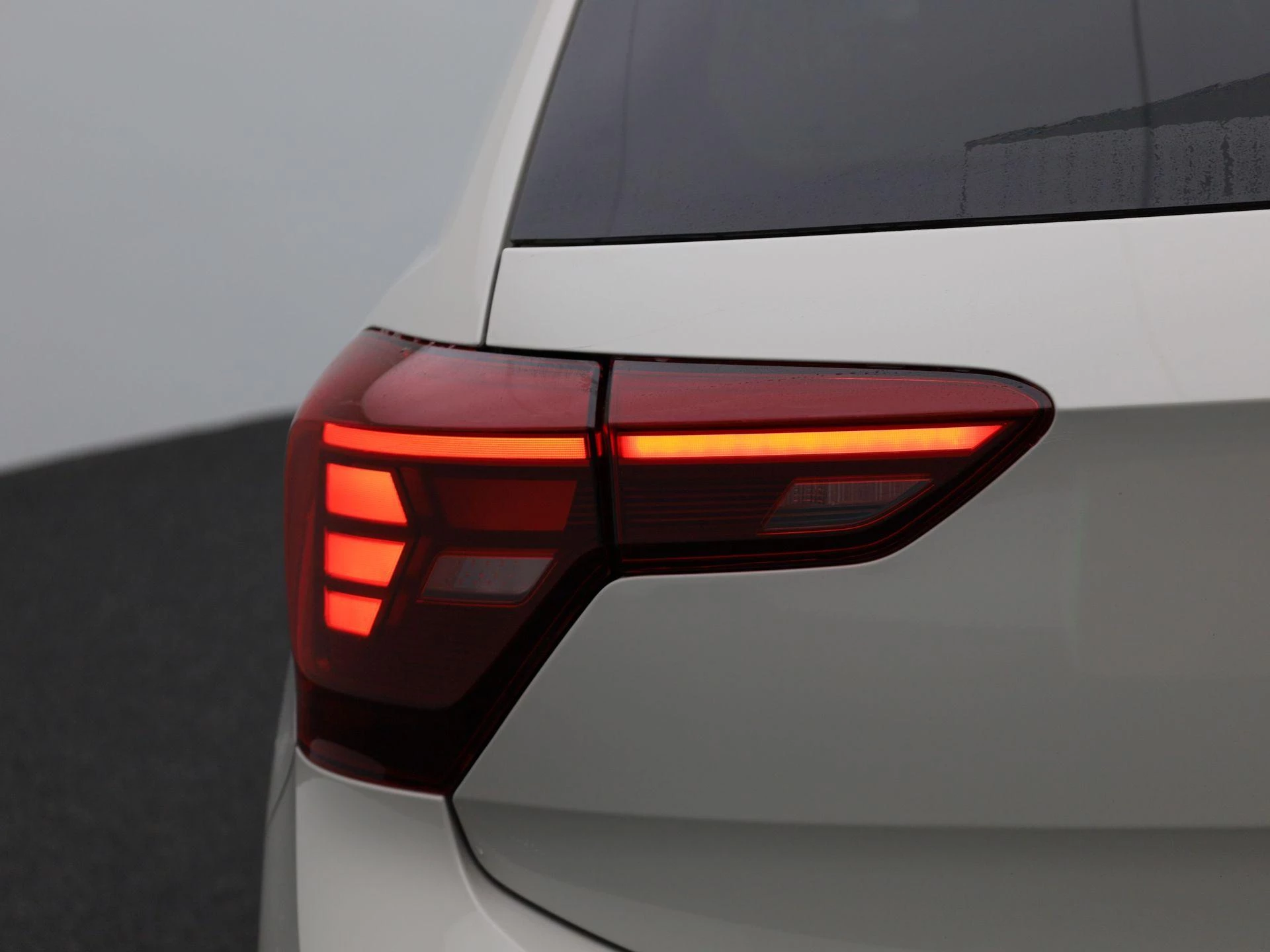 Volkswagen-Polo-image-33