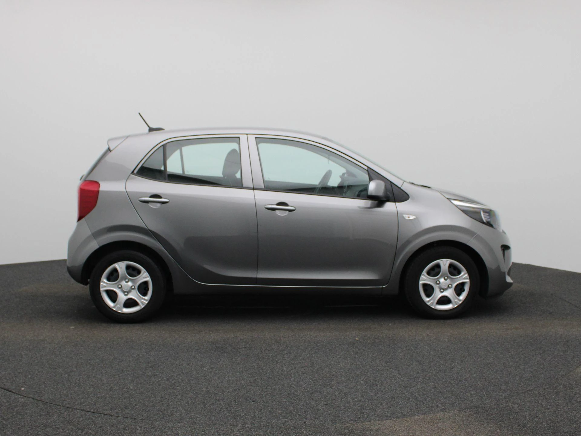 Kia-Picanto-image-5