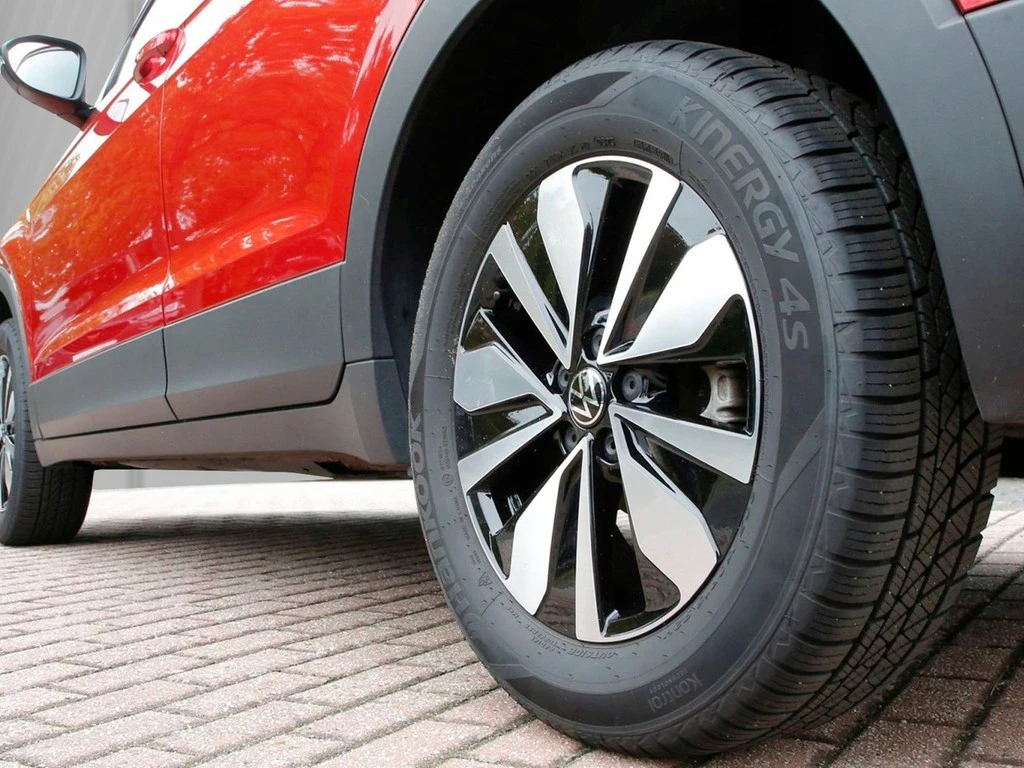 Volkswagen-T-Cross-image-4