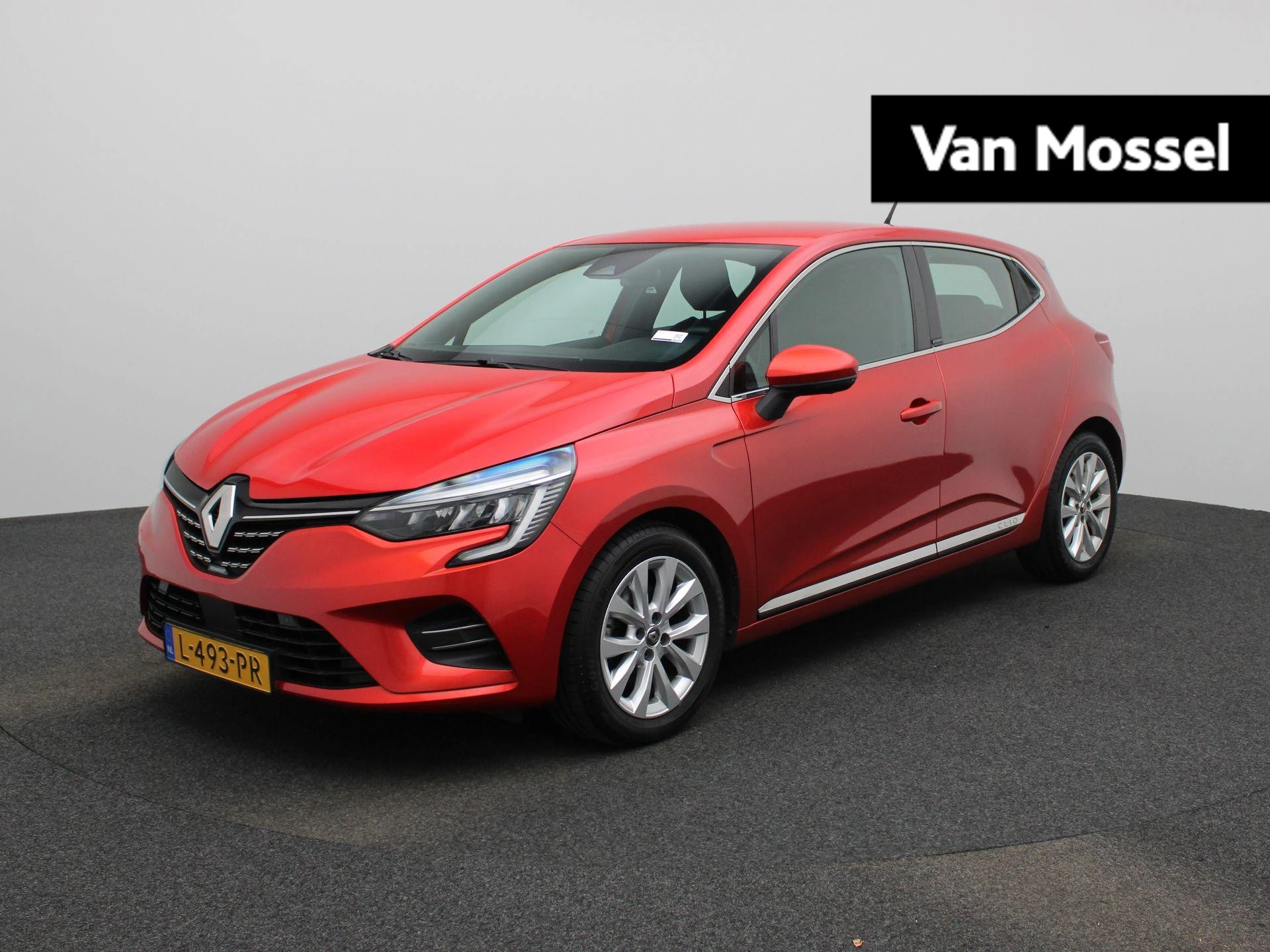 Renault-Clio-image-0